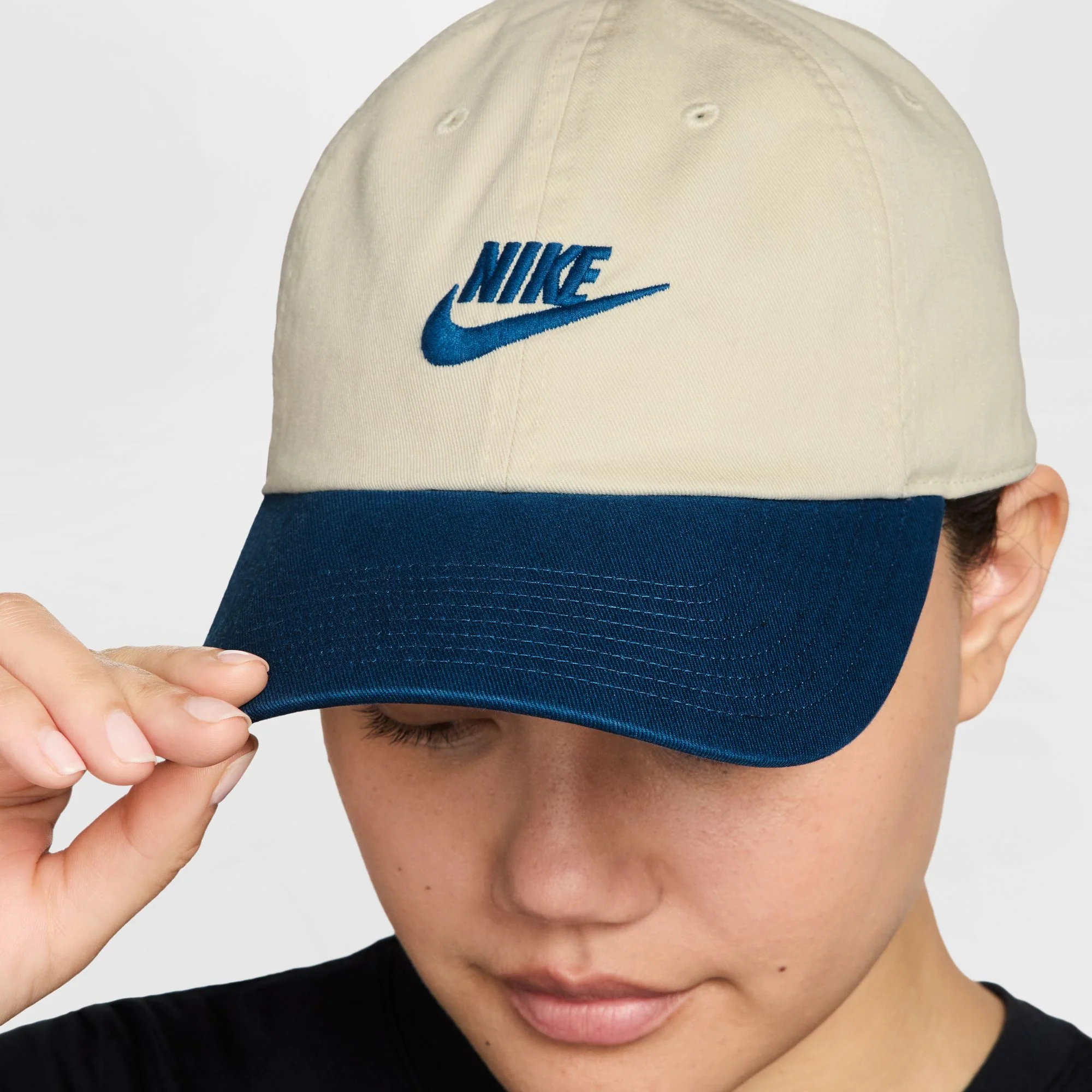 Nike Club FB5368-230 - Image 8