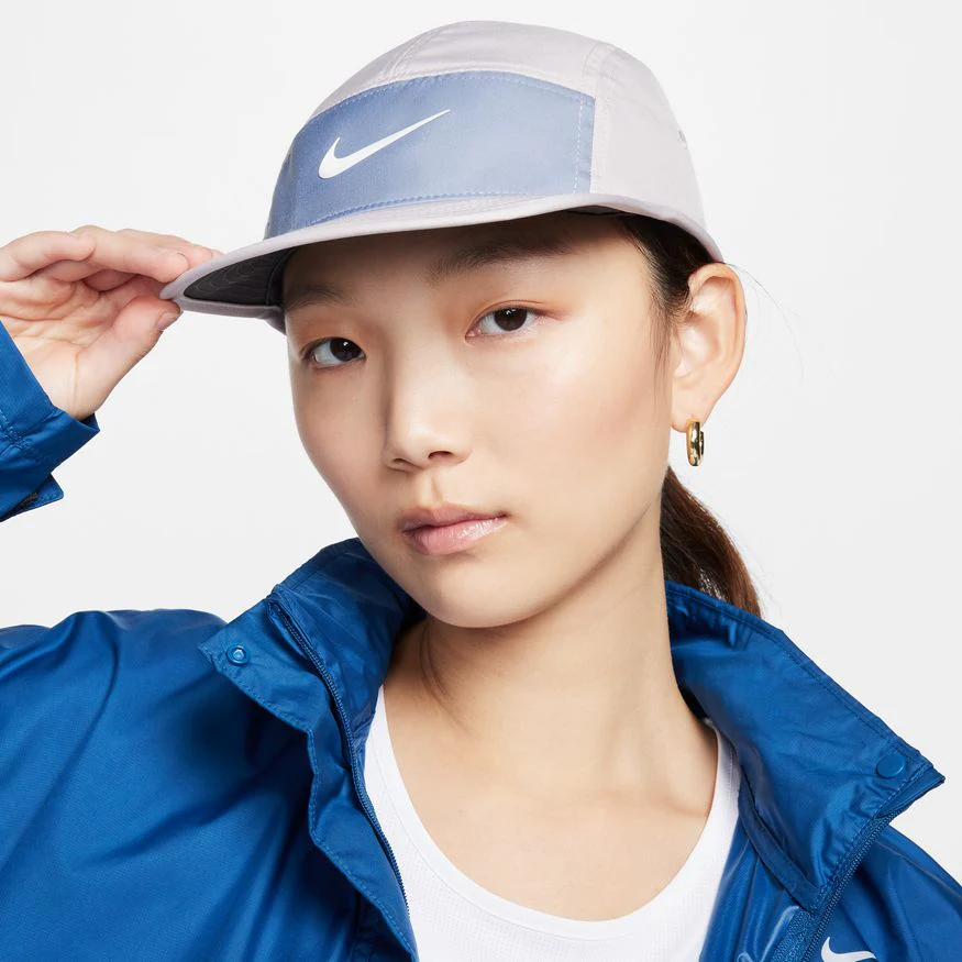 Nike Dri-FIT Fly FB5624-019 - Image 3