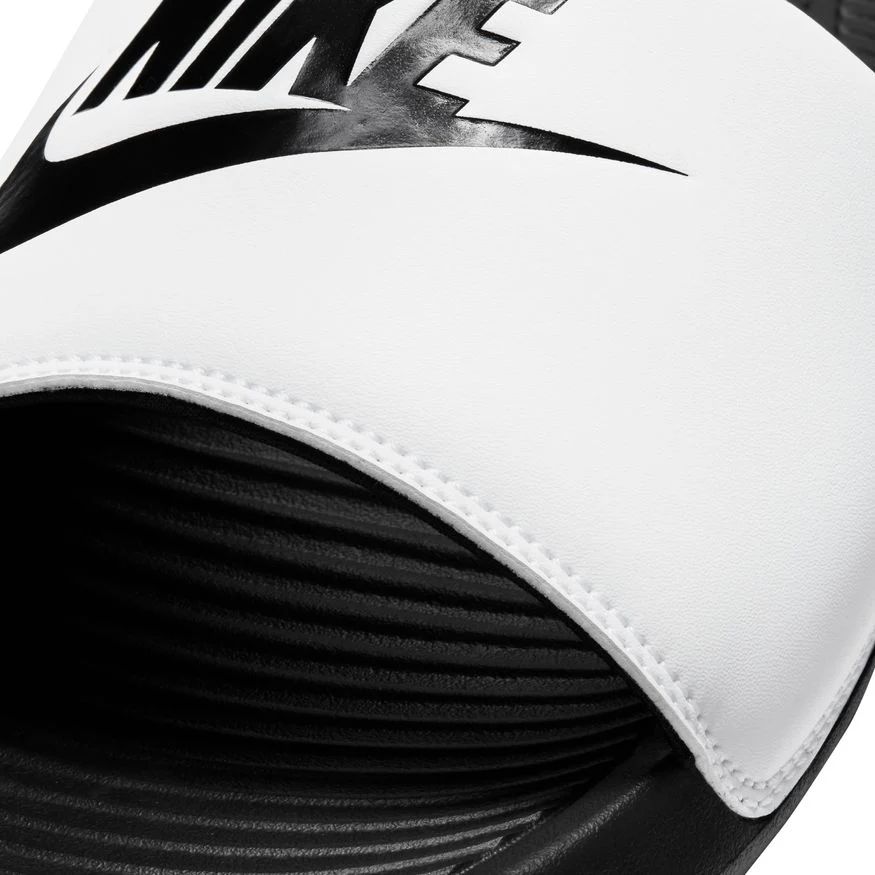M Nike Victori One CN9675-005 - Image 5
