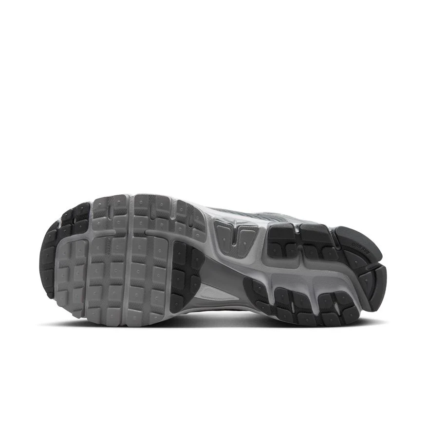 M Nike Zoom Vomero 5 FJ4151-003 - Image 6