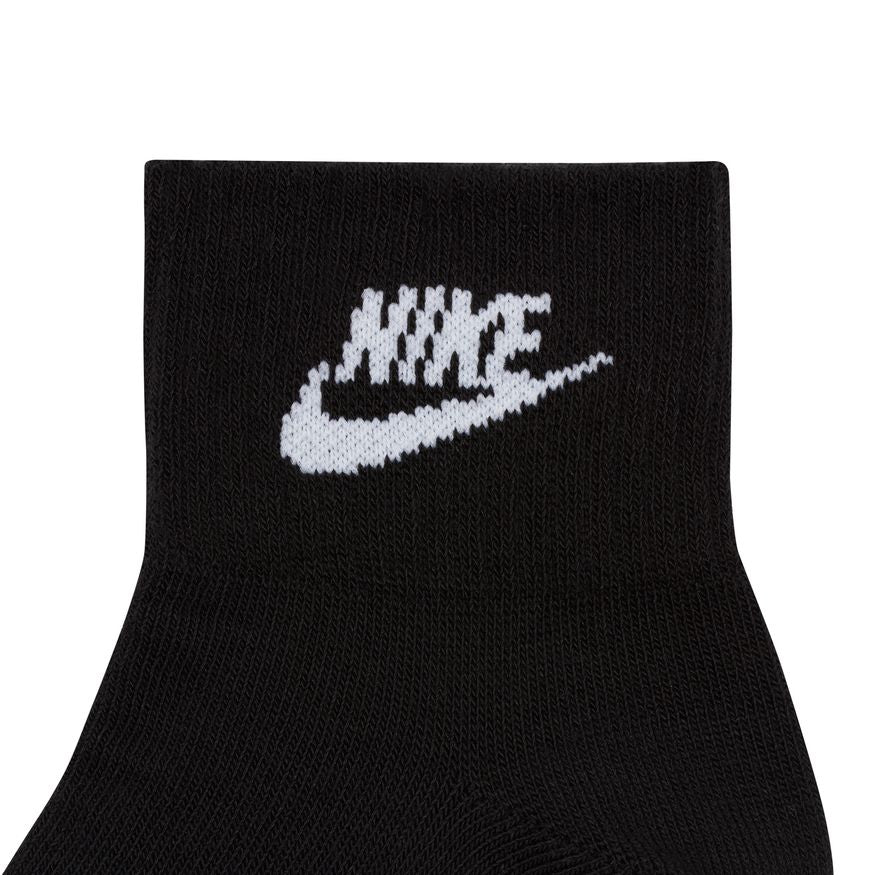 Nike Everyday Essential DX5074-010 - Image 4