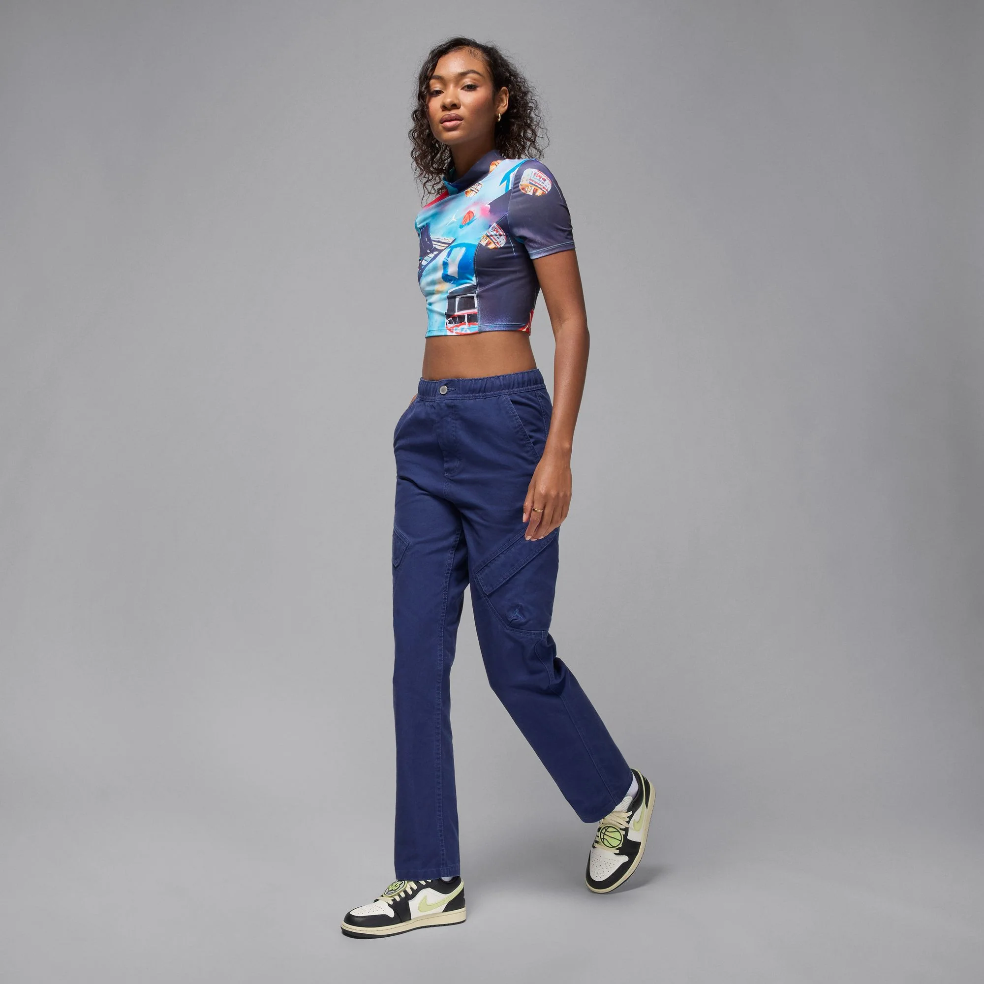 W Air Jordan 1 Low SE HQ3009-003 - Image 12