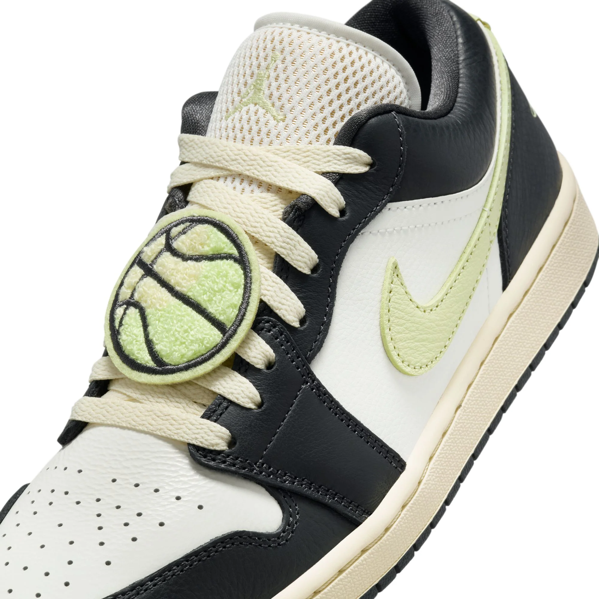 W Air Jordan 1 Low SE HQ3009-003 - Image 9