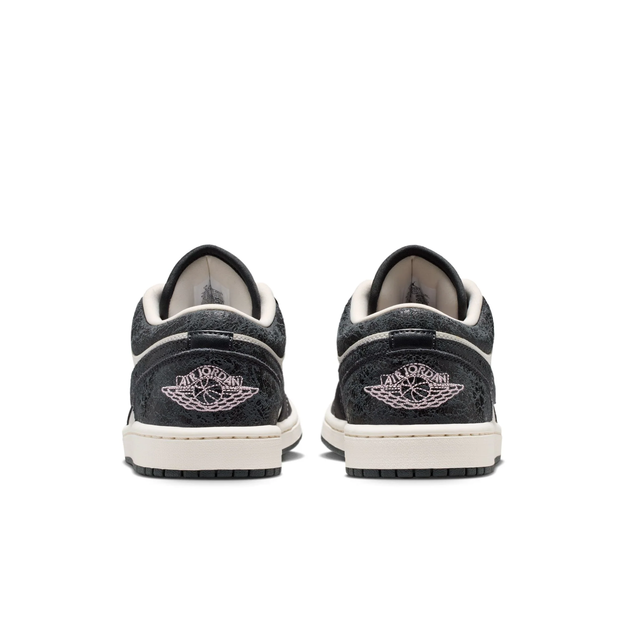 W Air Jordan 1 Low SE II0595-001 - Image 3