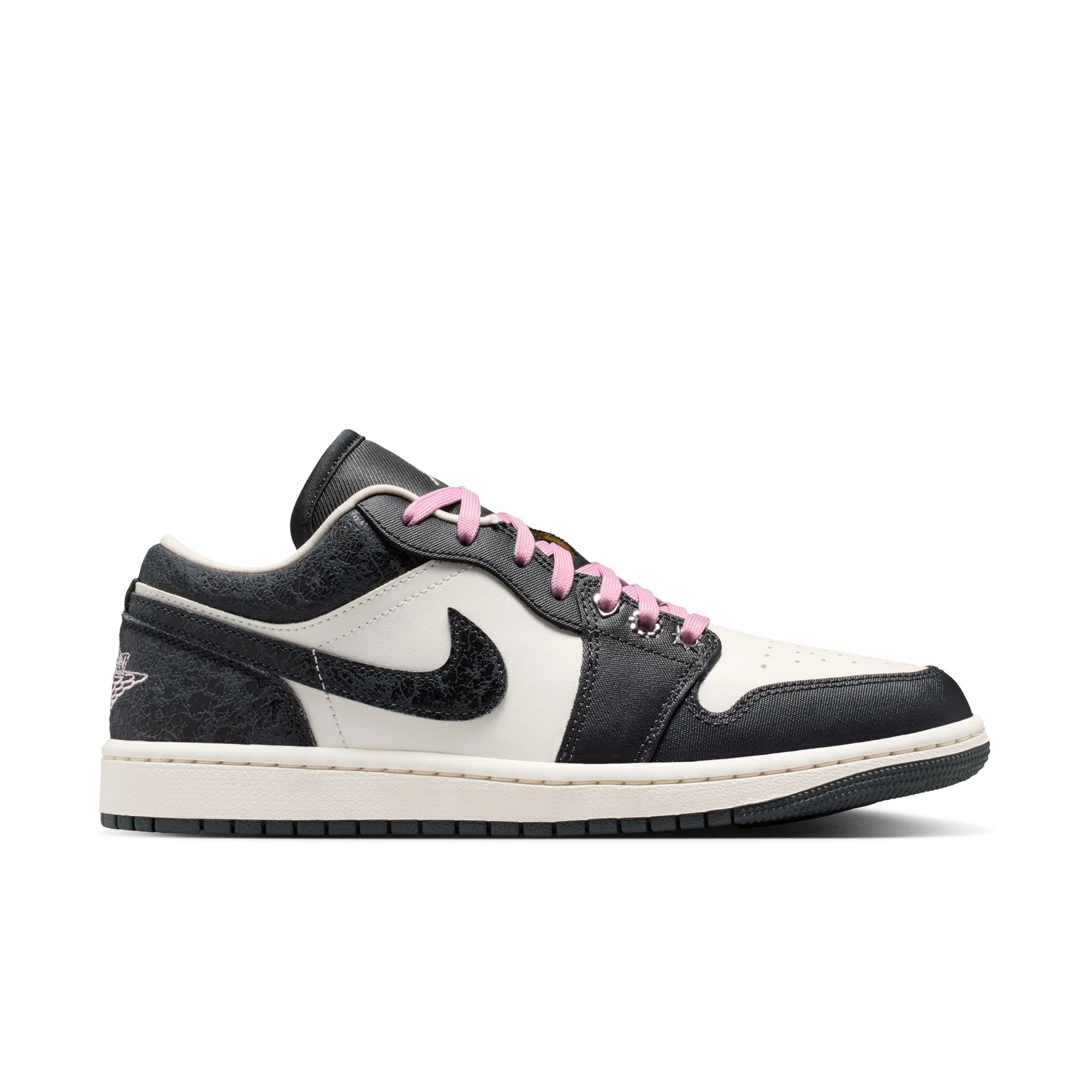 W Air Jordan 1 Low SE II0595-001 - Image 6
