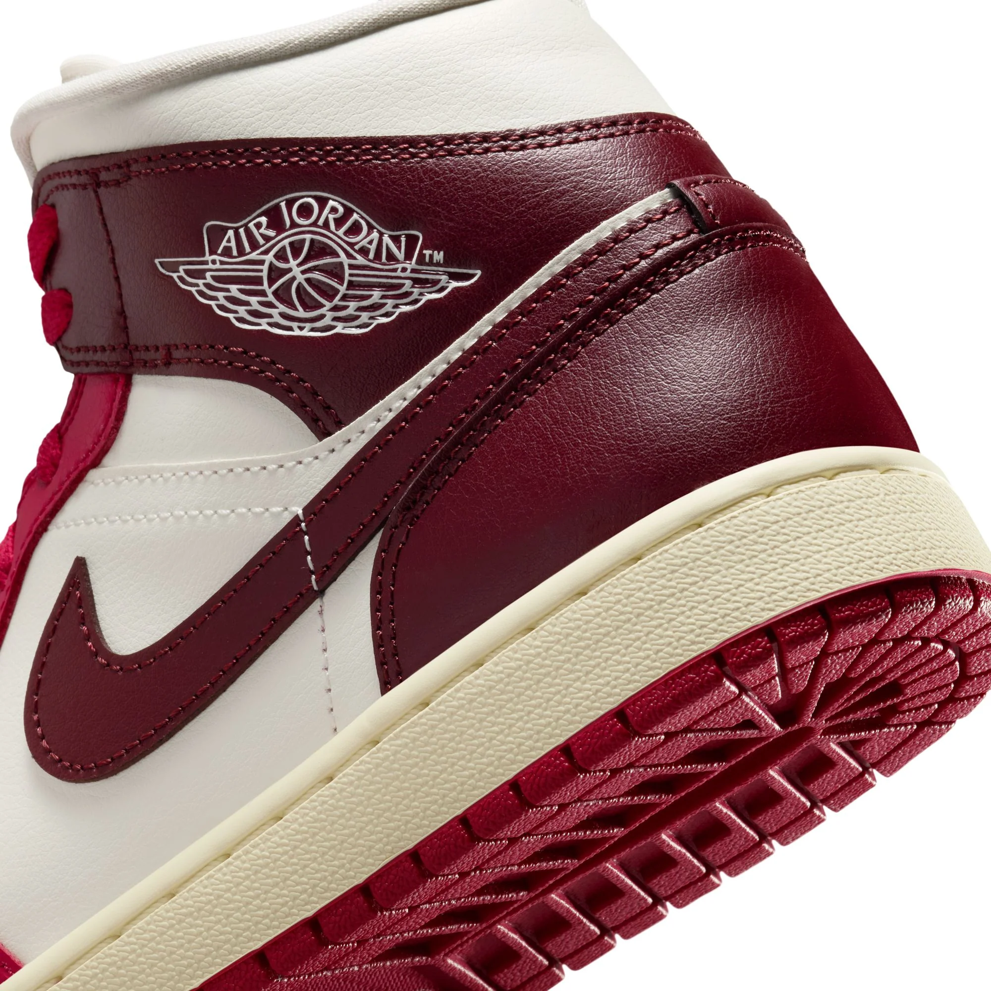 W Air Jordan 1 Mid BQ6472-119 - Image 11