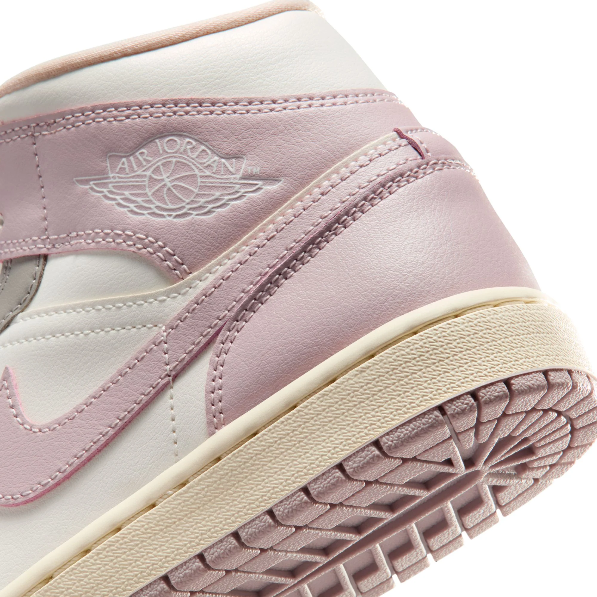 W Air Jordan 1 Mid BQ6472-122 - Image 11