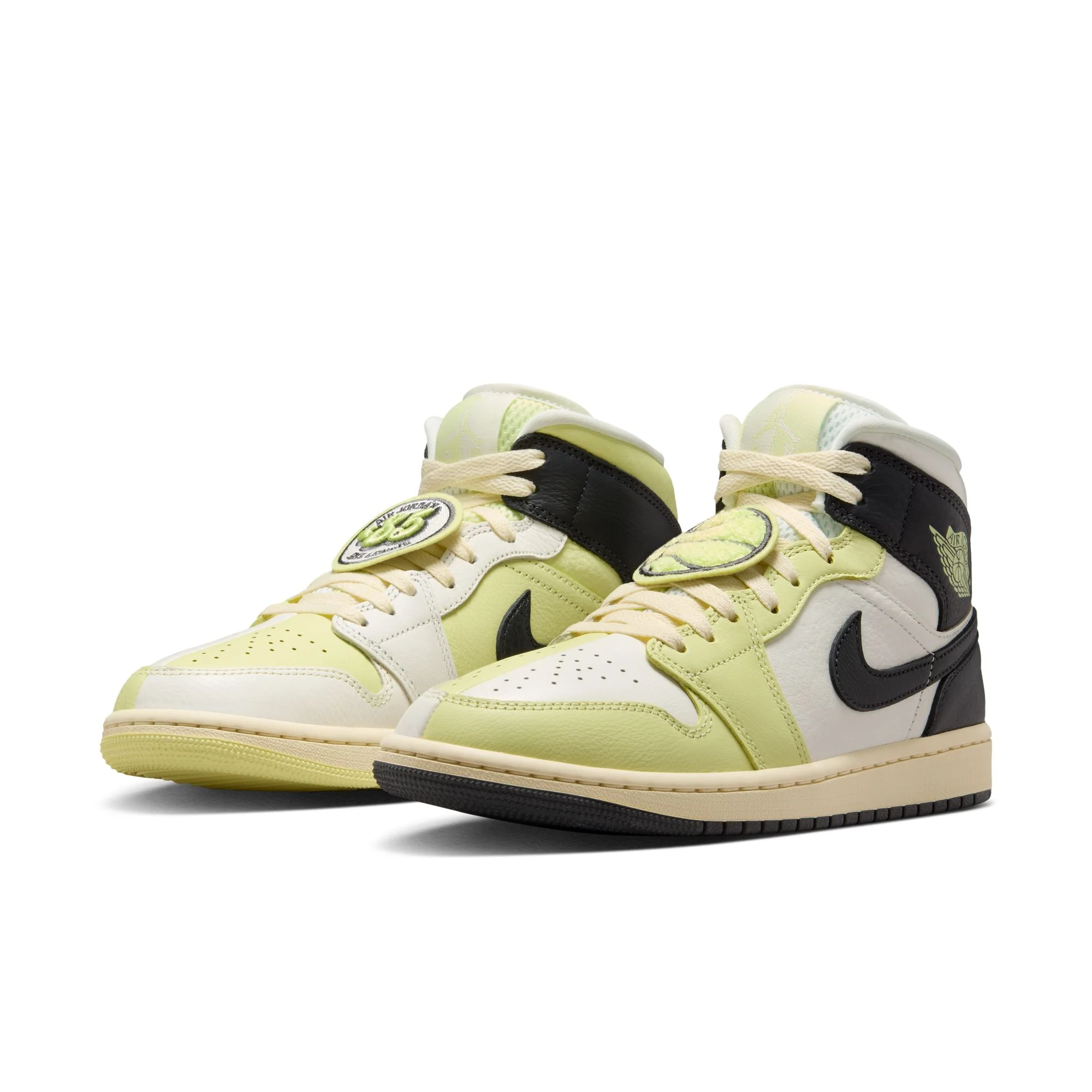 W Air Jordan 1 Mid SE HQ3008-130