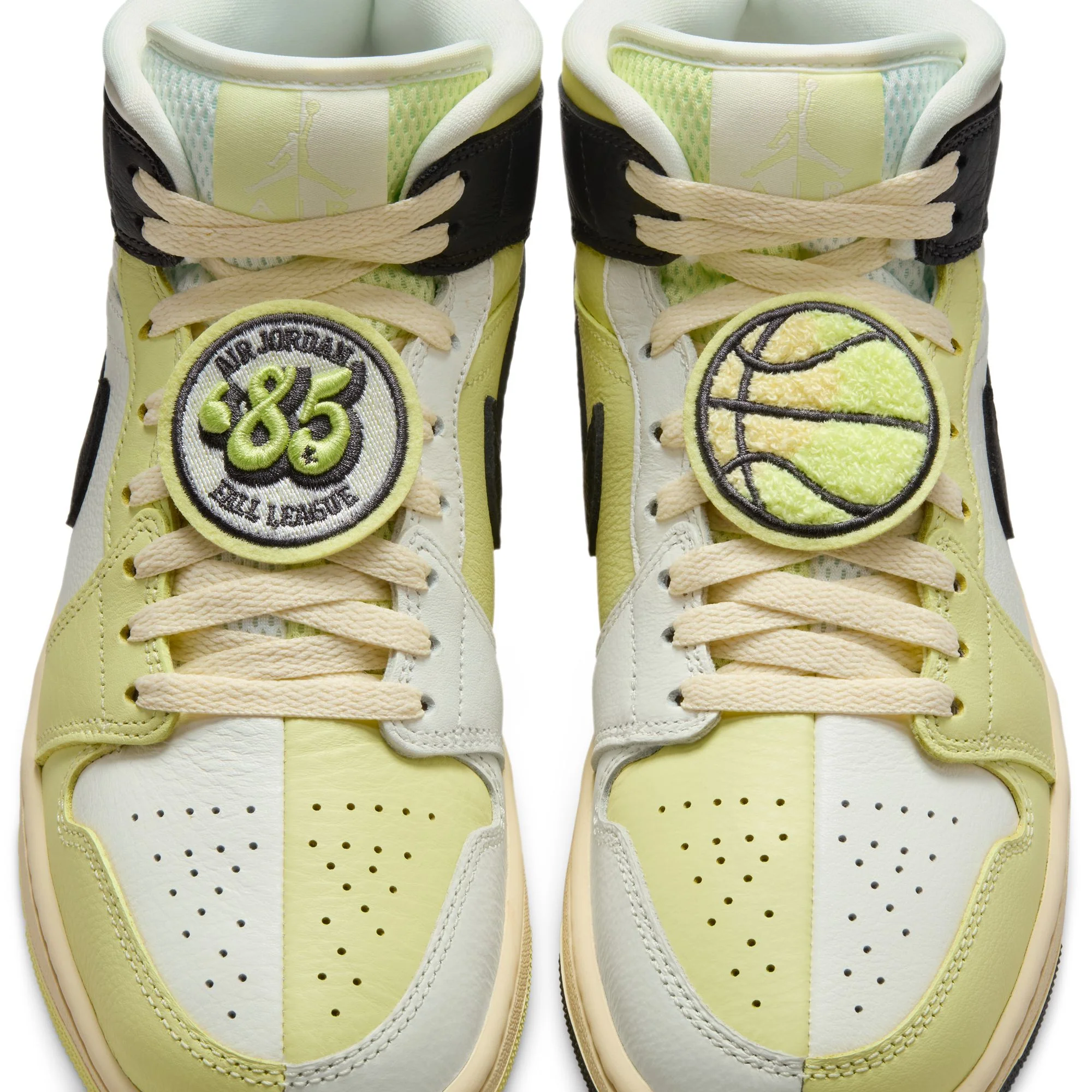W Air Jordan 1 Mid SE HQ3008-130 - Image 11