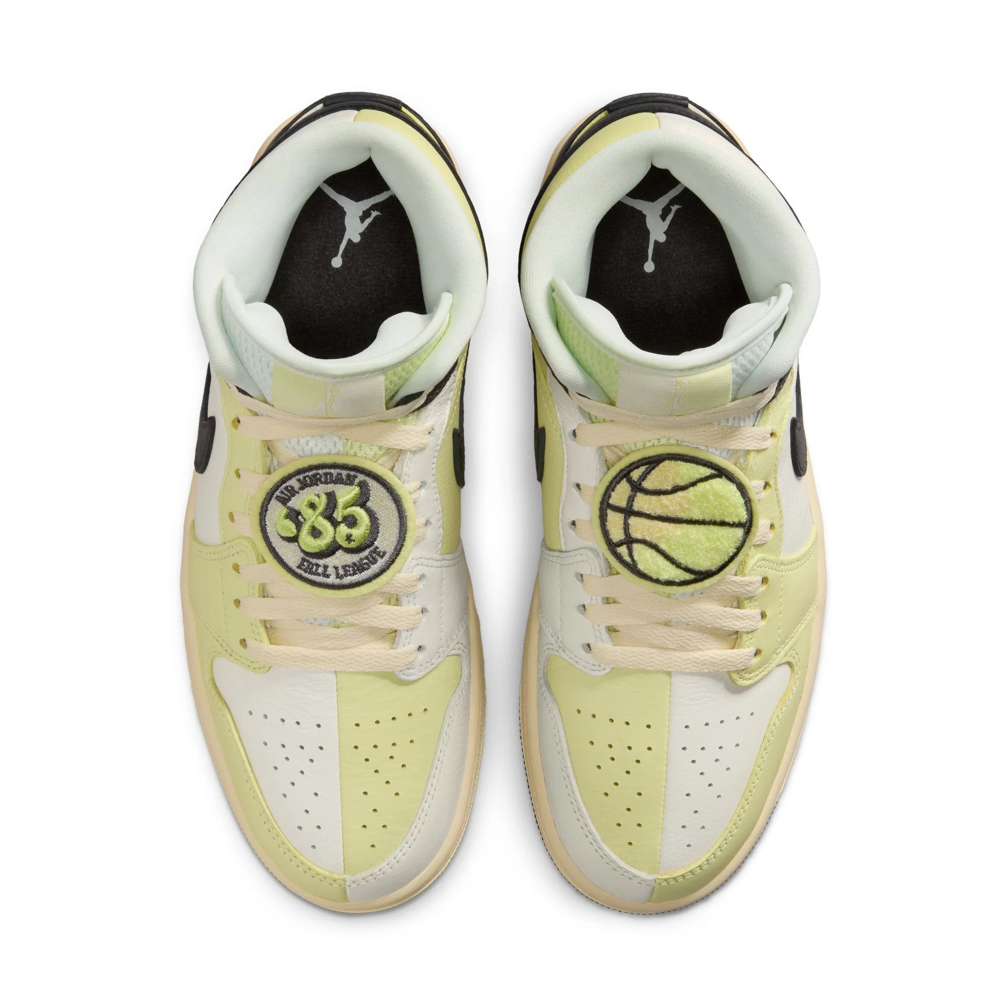 W Air Jordan 1 Mid SE HQ3008-130 - Image 4