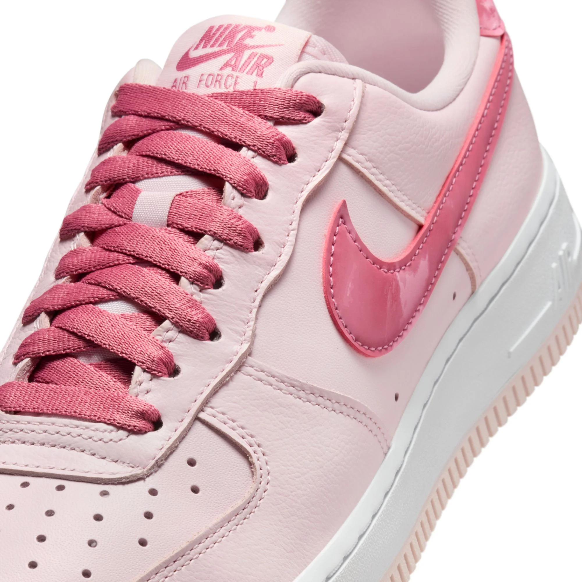 W Nike Air Force 1 '07 "Valentine's Day" IO8755-600 - Image 10