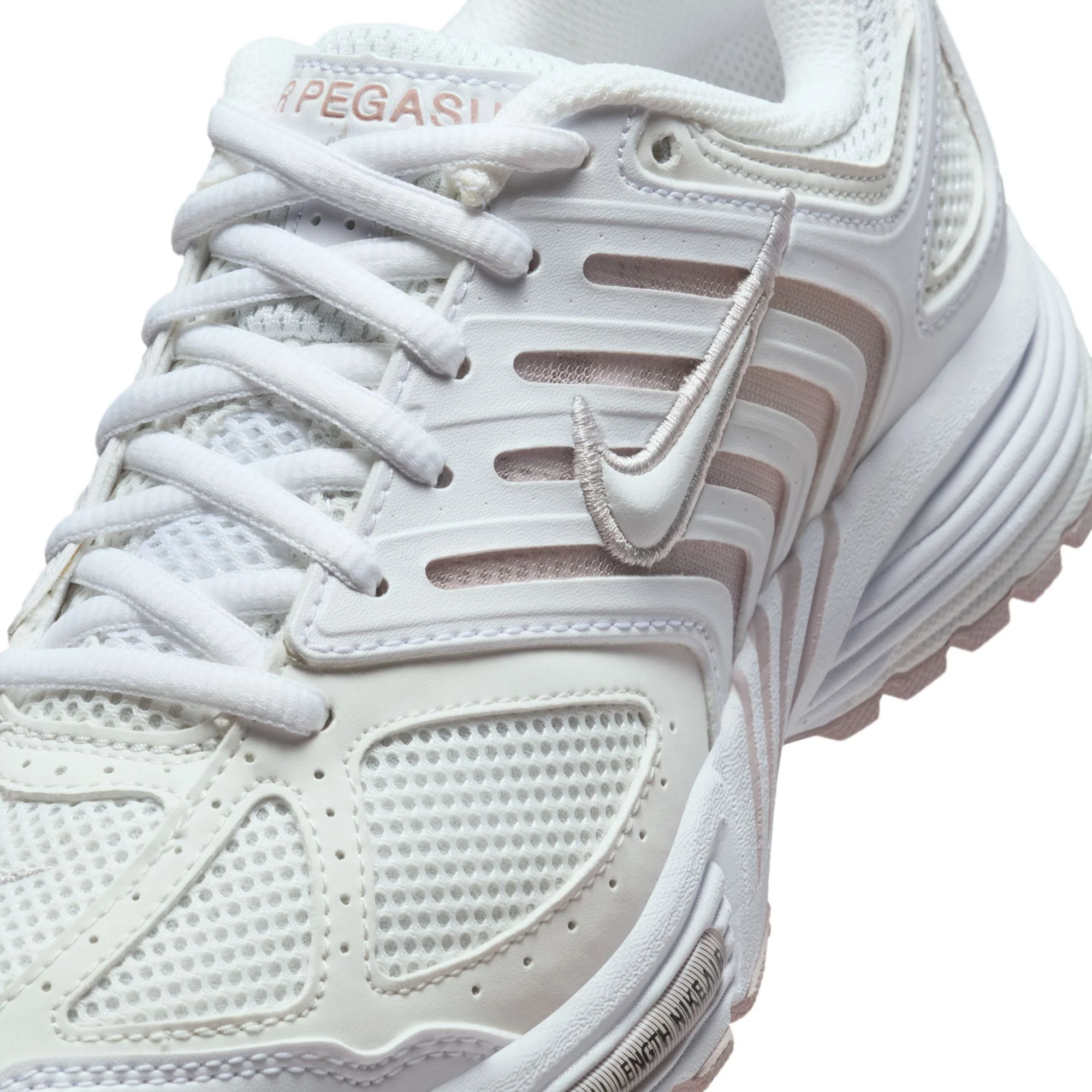 W Nike Air Pegasus 2005 HQ5718-105 - Image 10