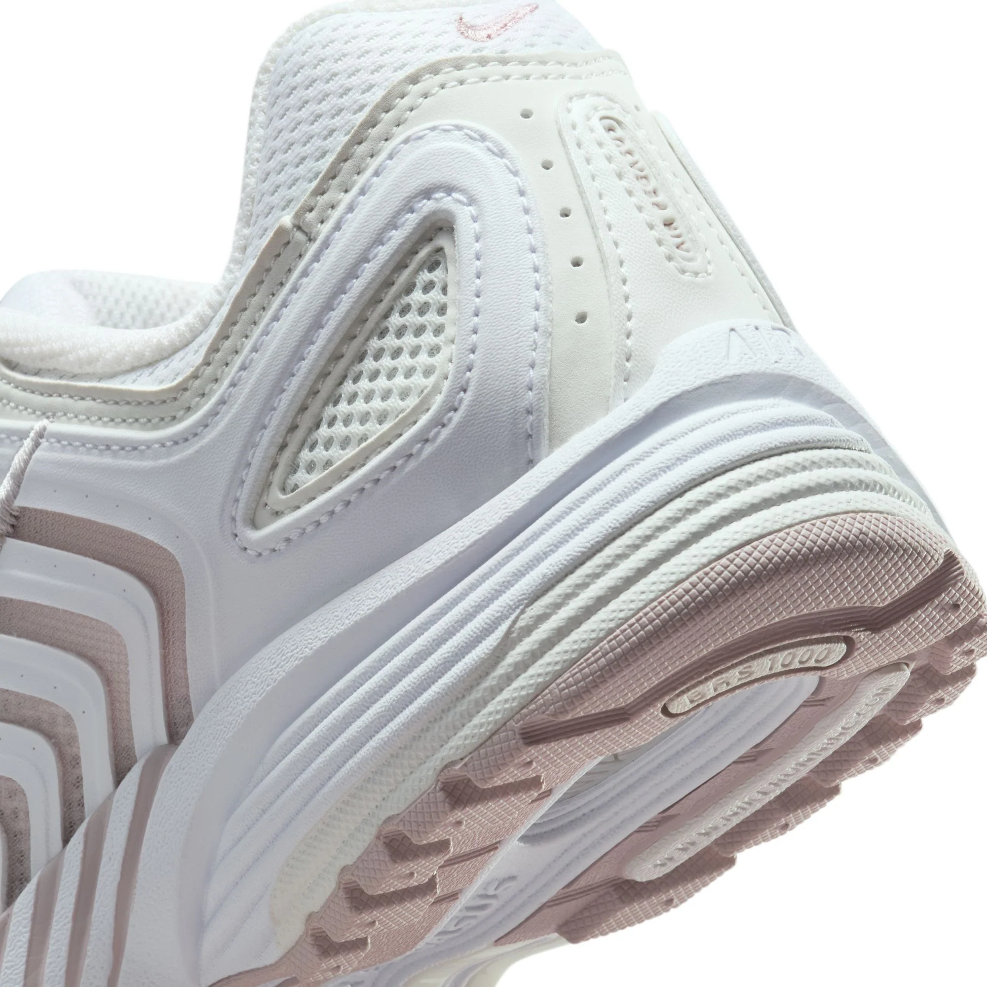 W Nike Air Pegasus 2005 HQ5718-105 - Image 11