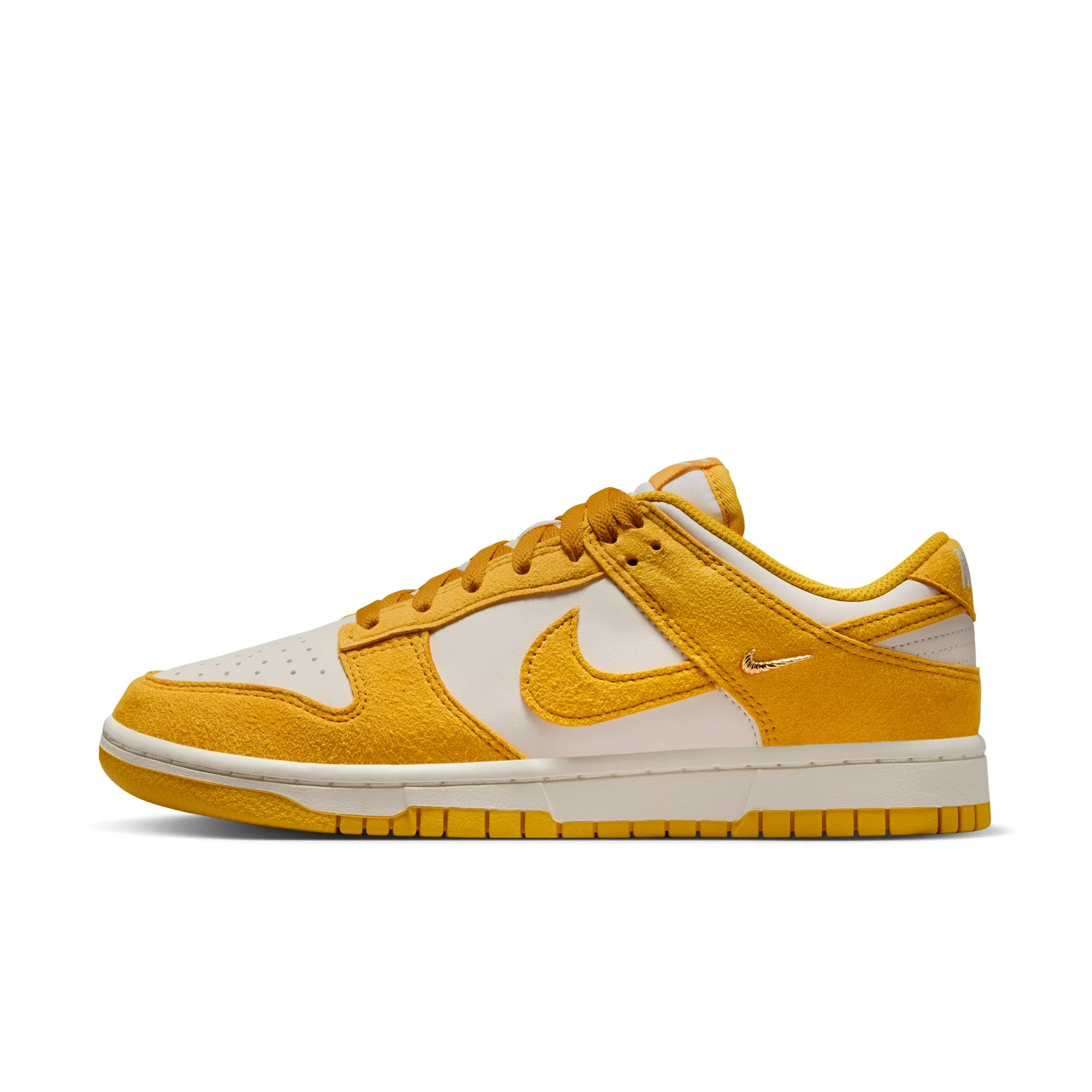 W Nike Dunk Low IB4417-101 - Image 2