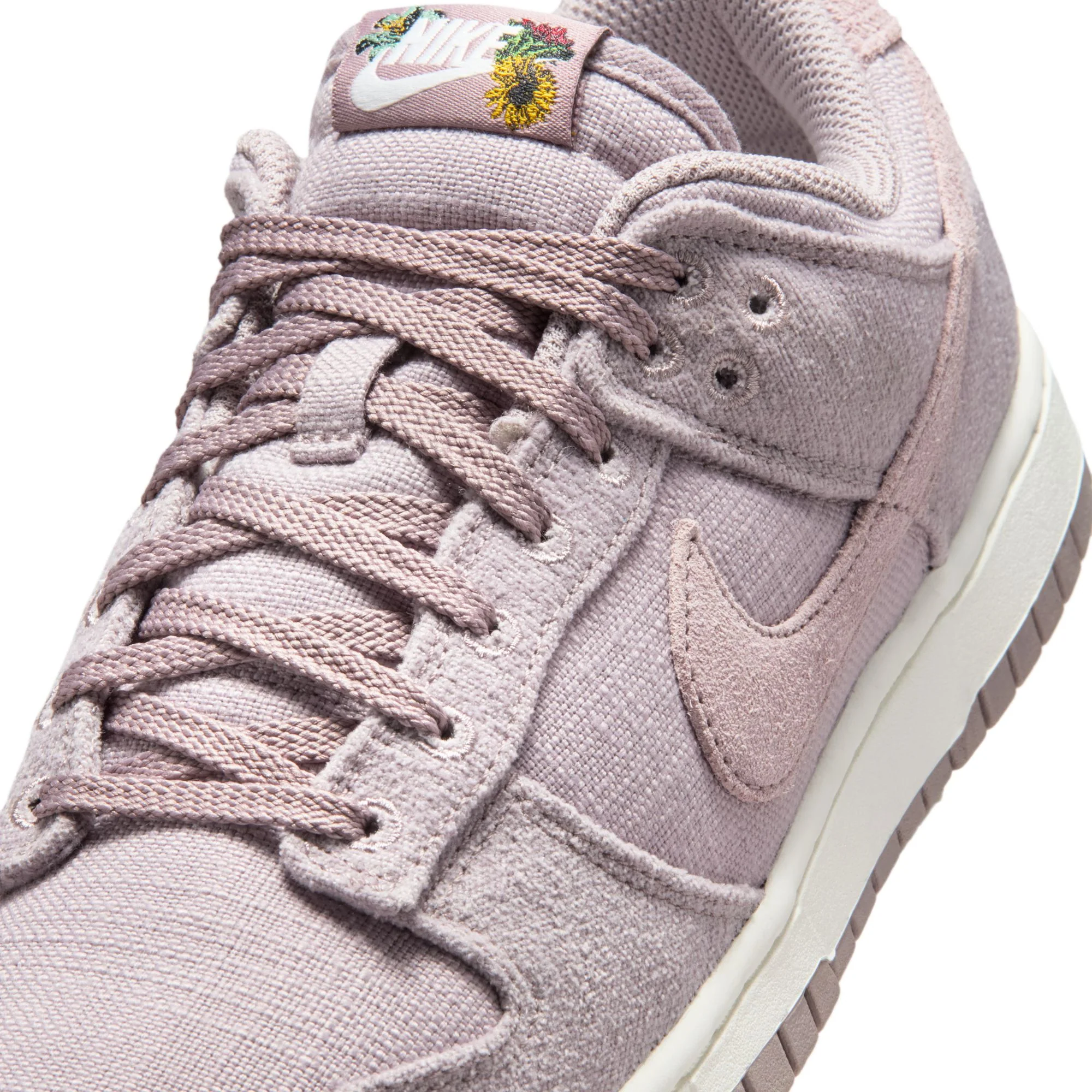 W Nike Dunk Low IQ0386-226 - Image 9
