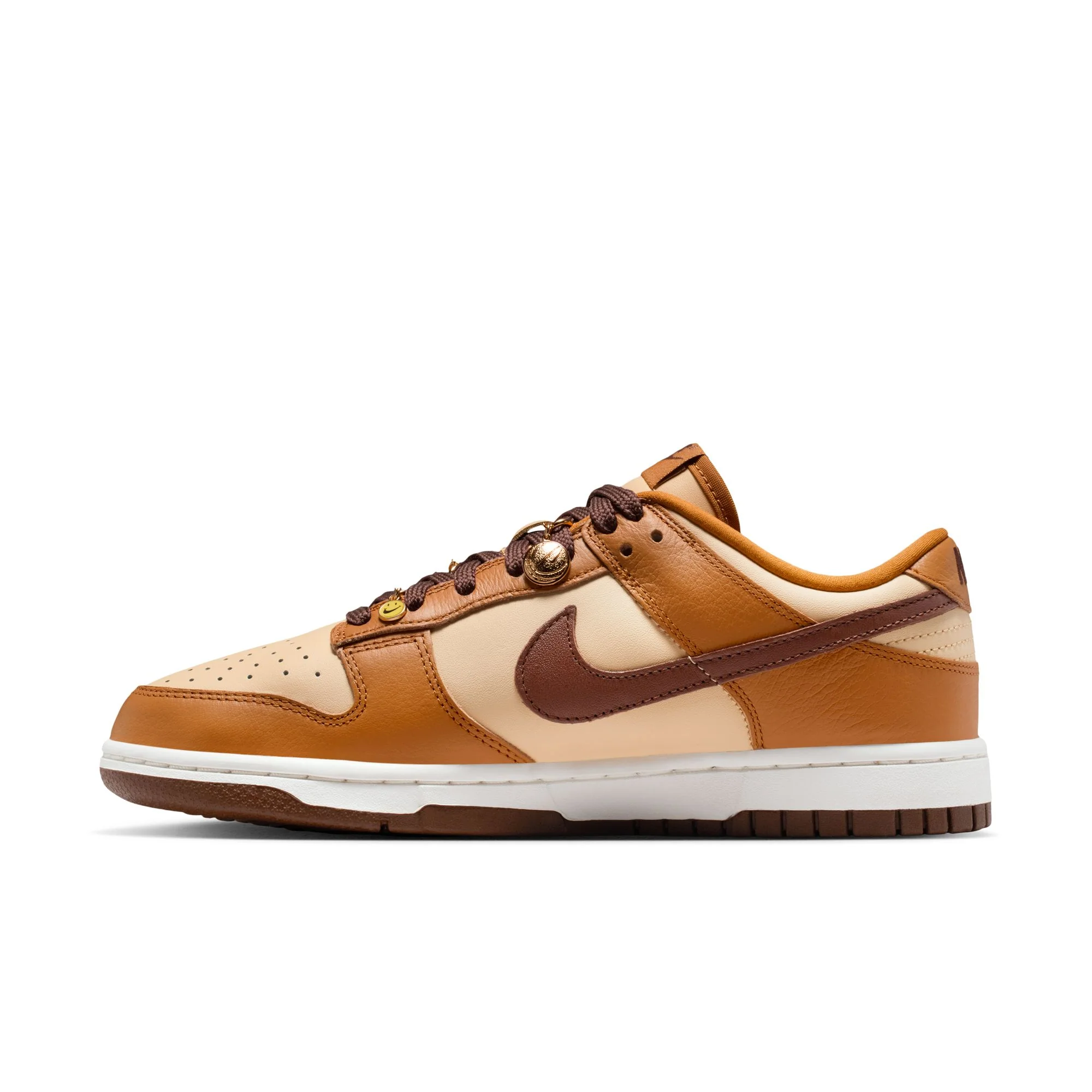 W Nike Dunk Low SE HQ7487-700 - Image 5