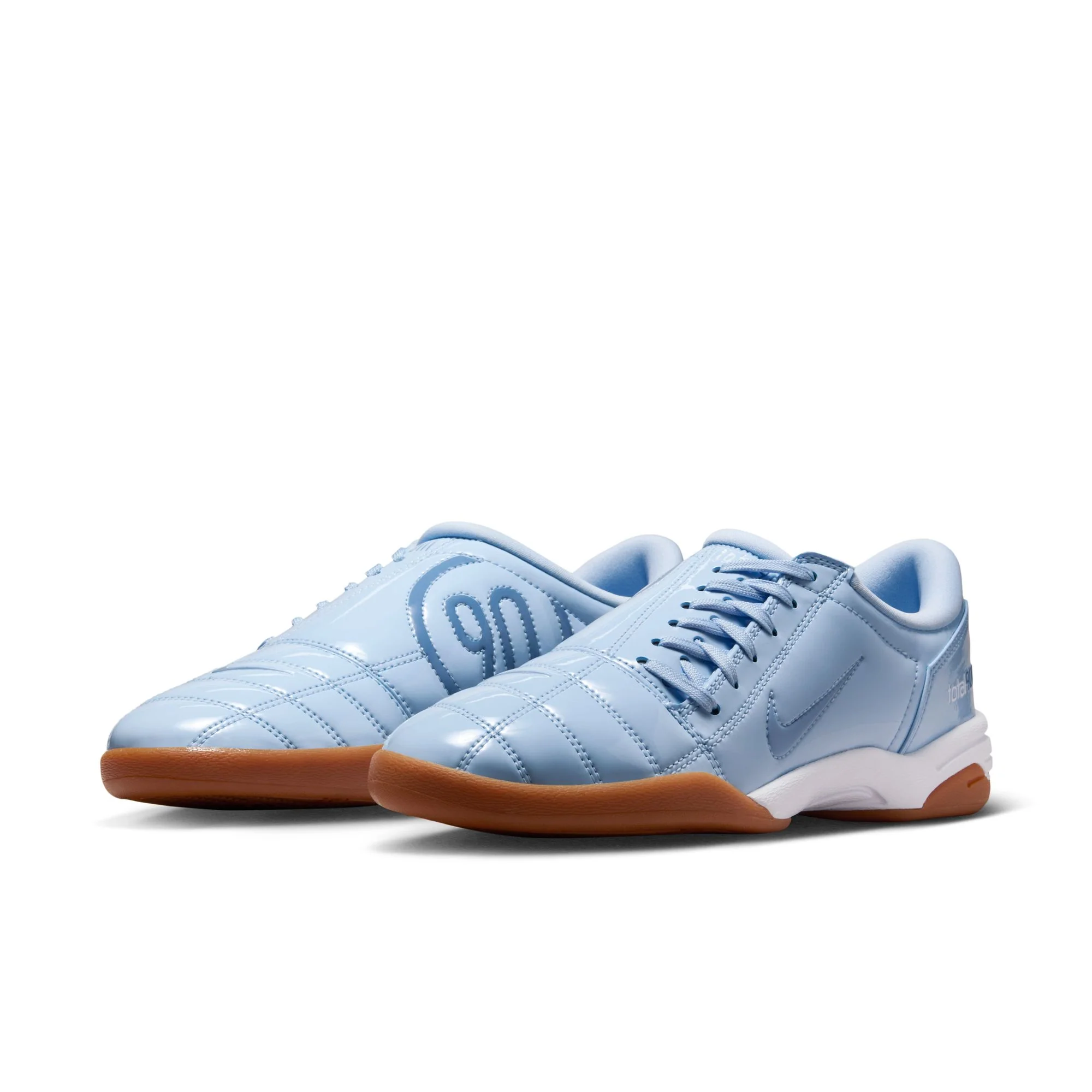 W Nike Total 90 IB5666-401