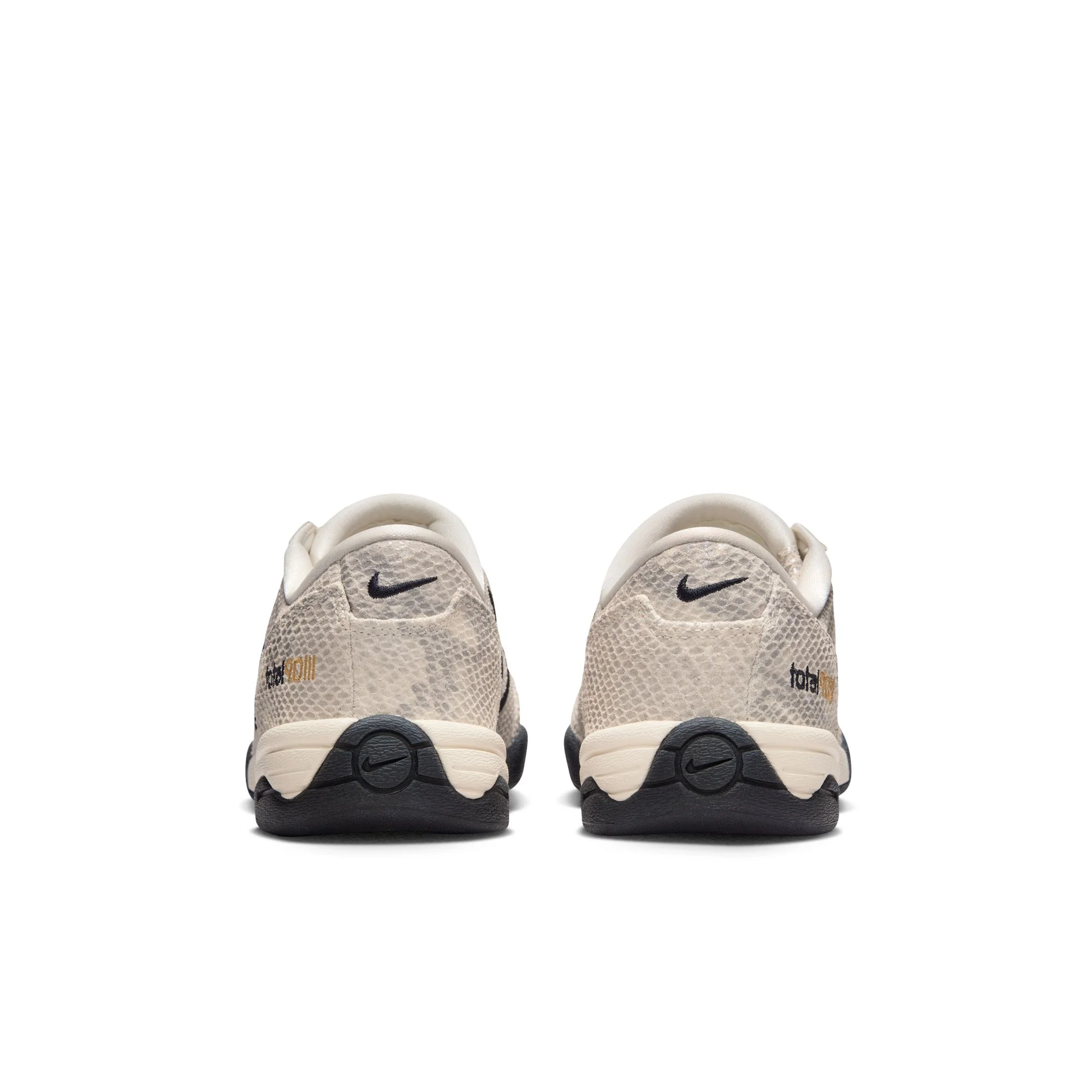 W Nike Total 90 SE IB4204-100 - Image 3