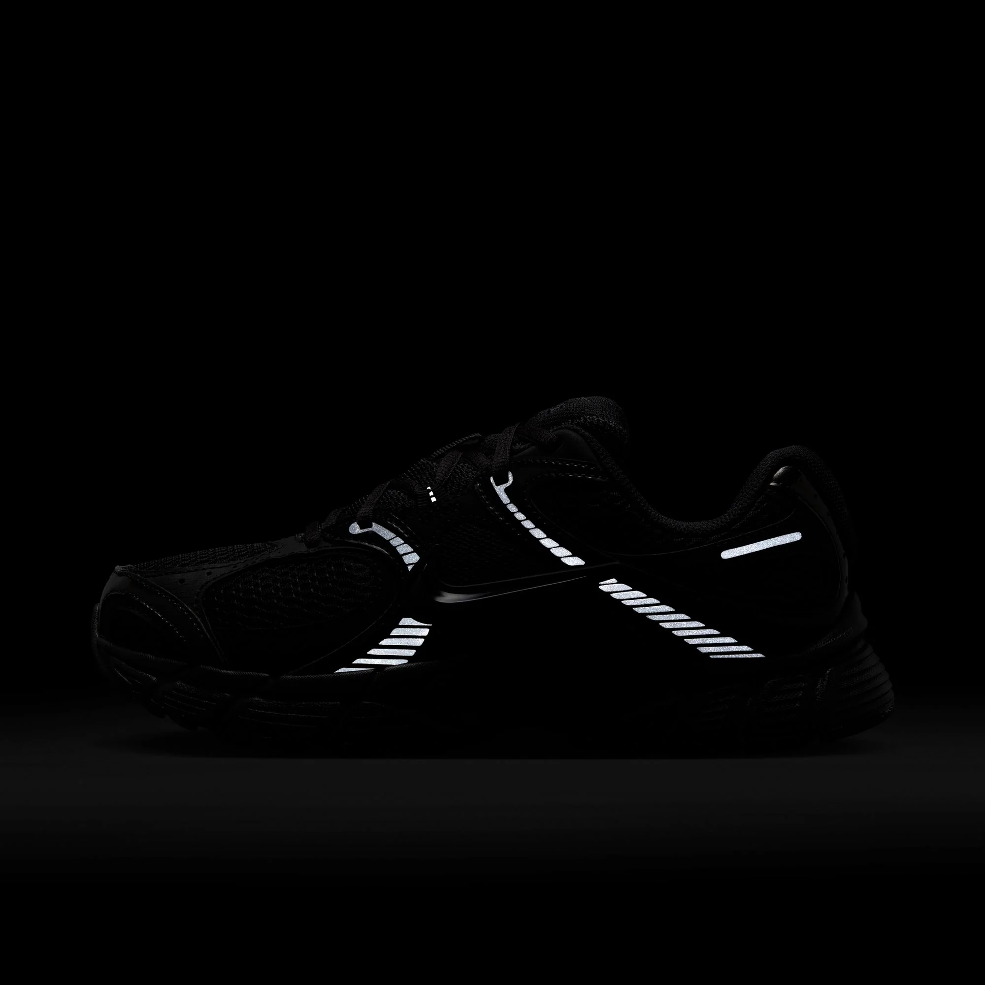 W Nike V5 RNR HQ7901-001 - Image 5