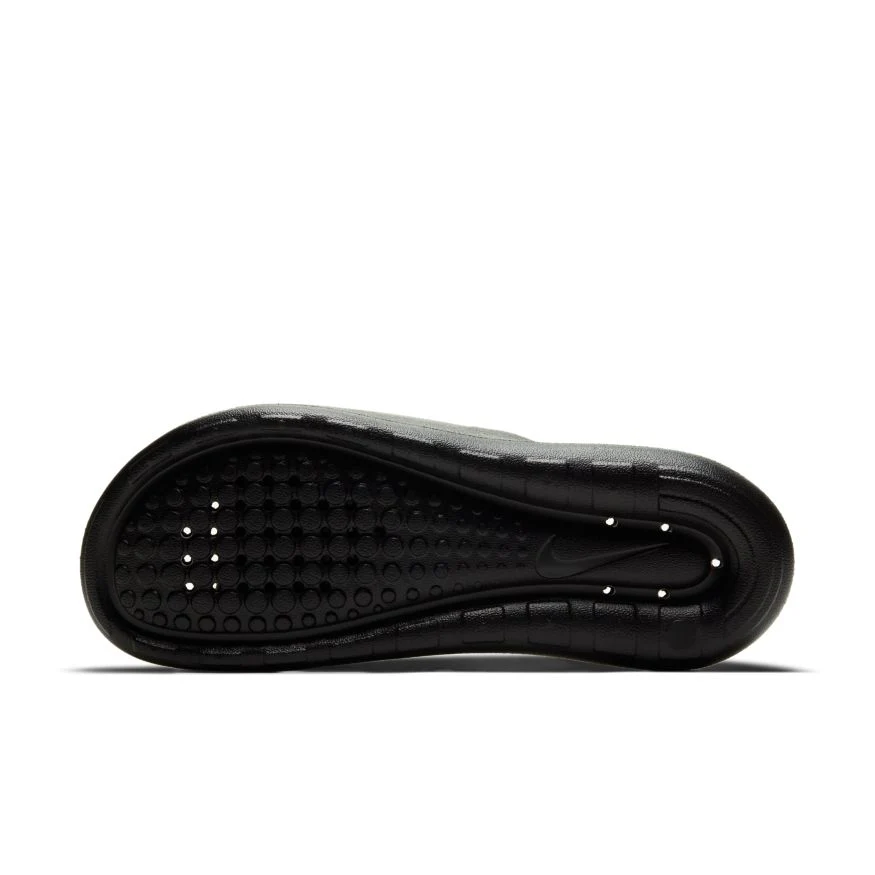 W Nike Victori One CZ7836-001 - Image 5