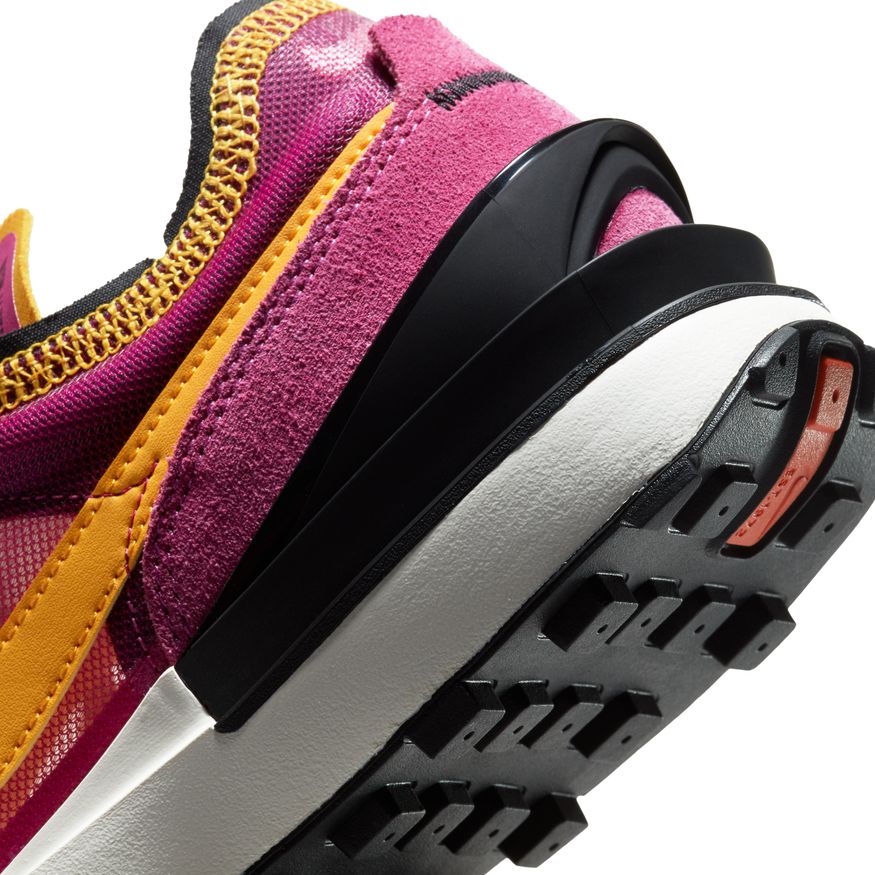 W Nike Waffle One DC2533-600 - Image 4