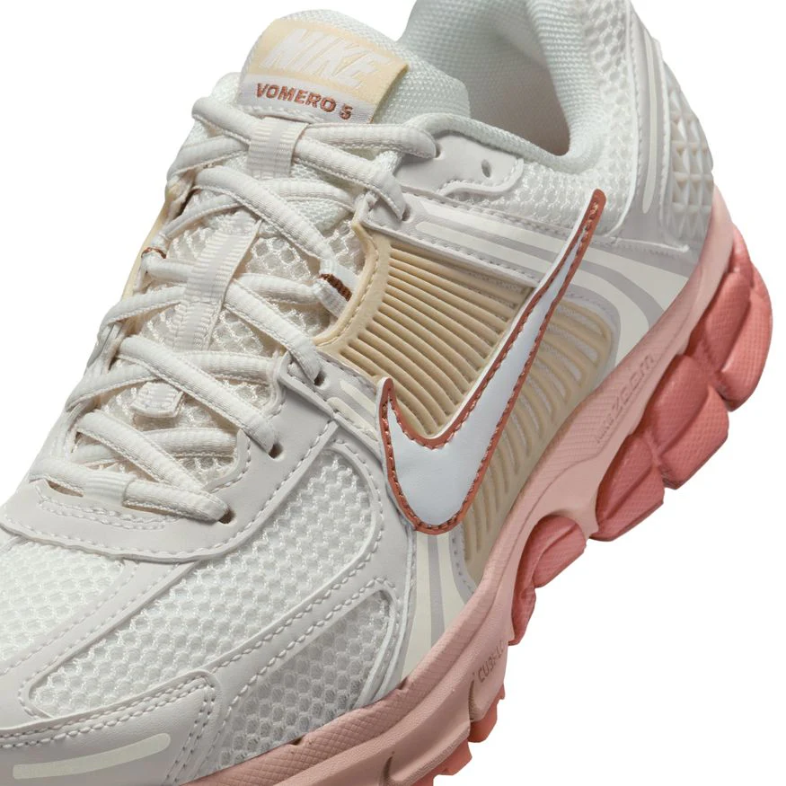 W Nike Zoom Vomero 5 FJ2028-002 - Image 3