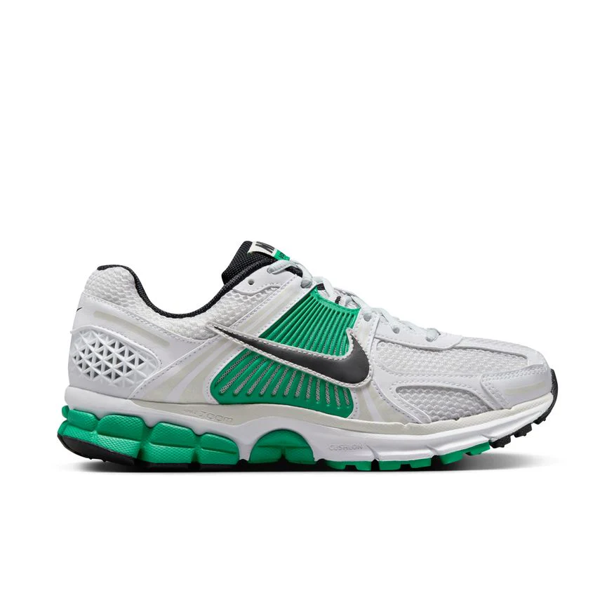 W Nike Zoom Vomero 5 FJ2028-102 - Image 2