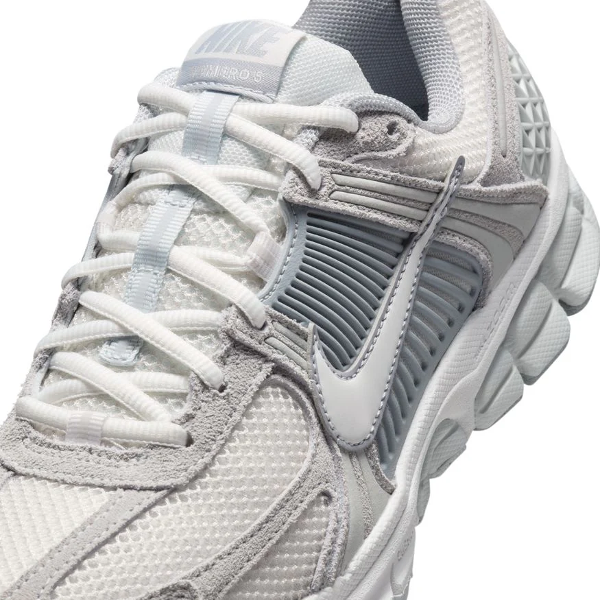 W Nike Zoom Vomero 5 HQ0458-001 - Image 3