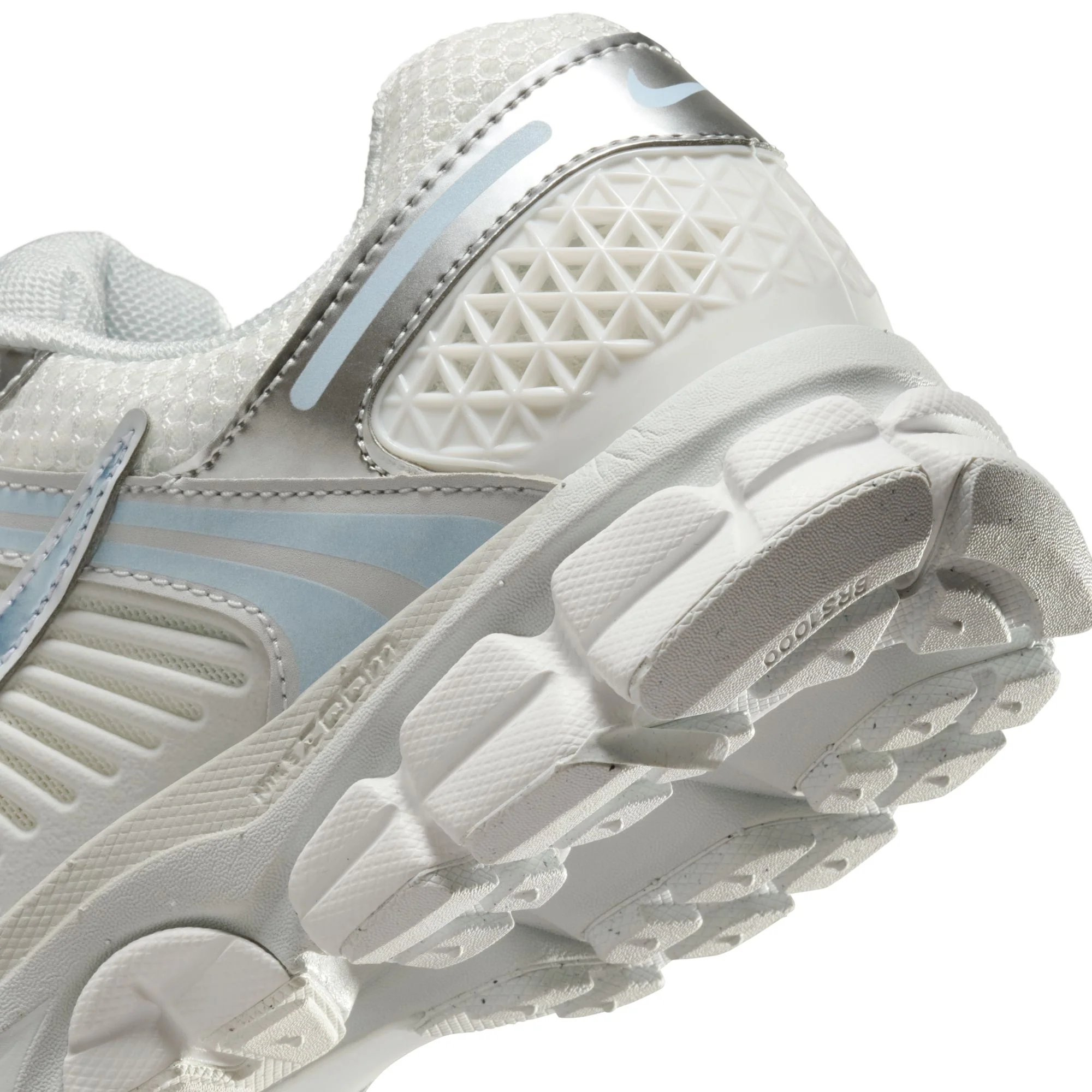 W Nike Zoom Vomero 5 IB8929-001 - Image 11