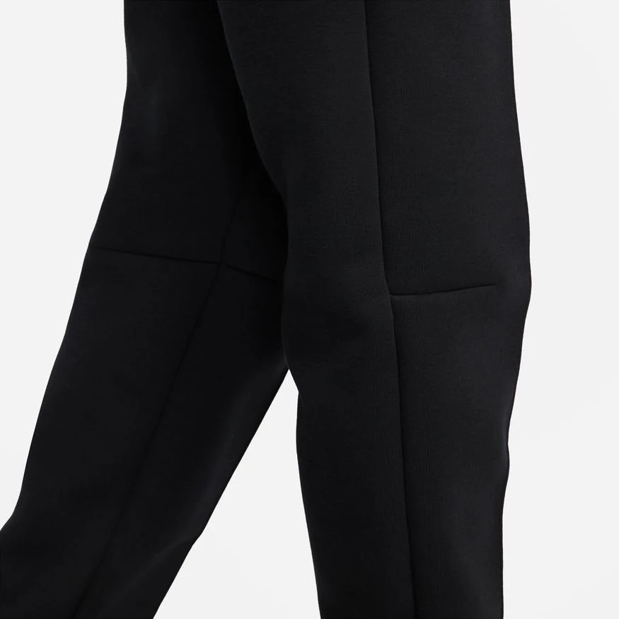 W Nike Sportswear Tech Fleece FB8330-010 - Image 5