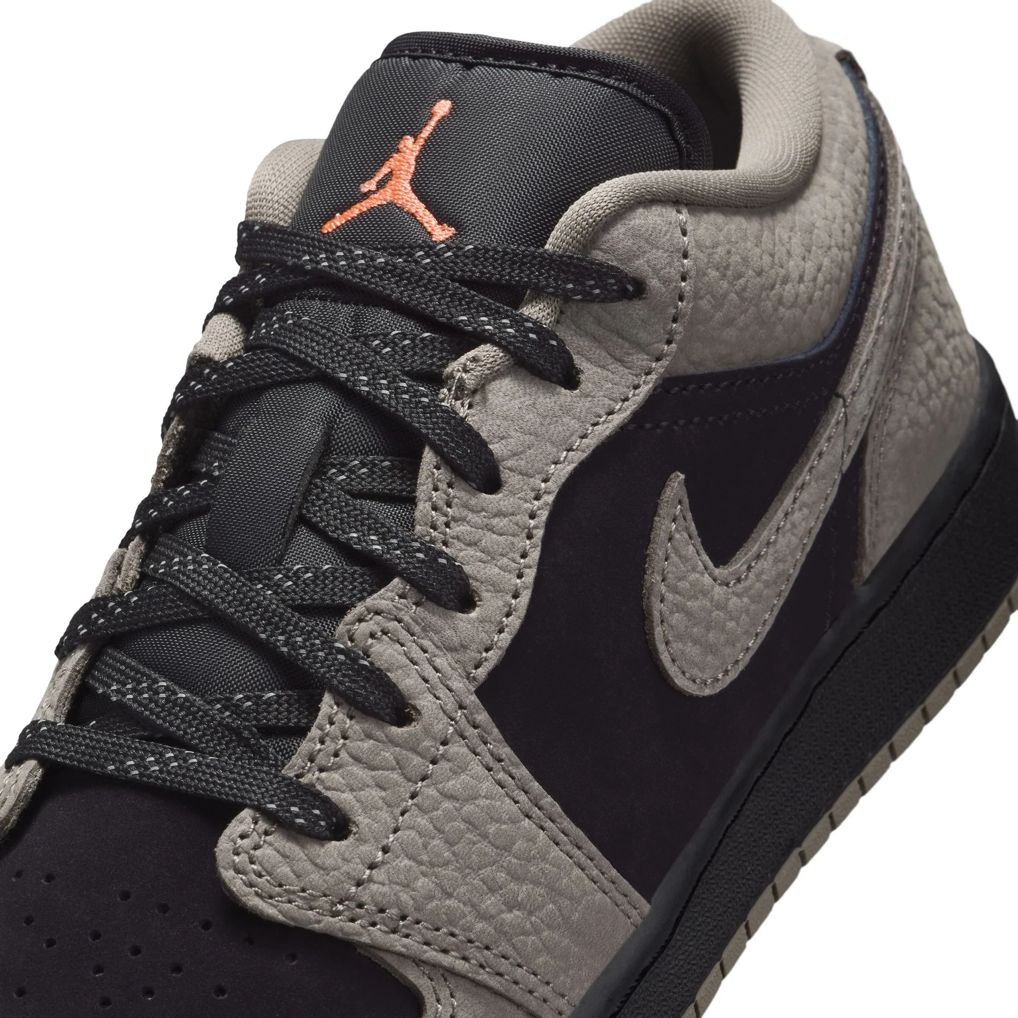 Y Air Jordan 1 Low SE IB7111-005 - Image 9