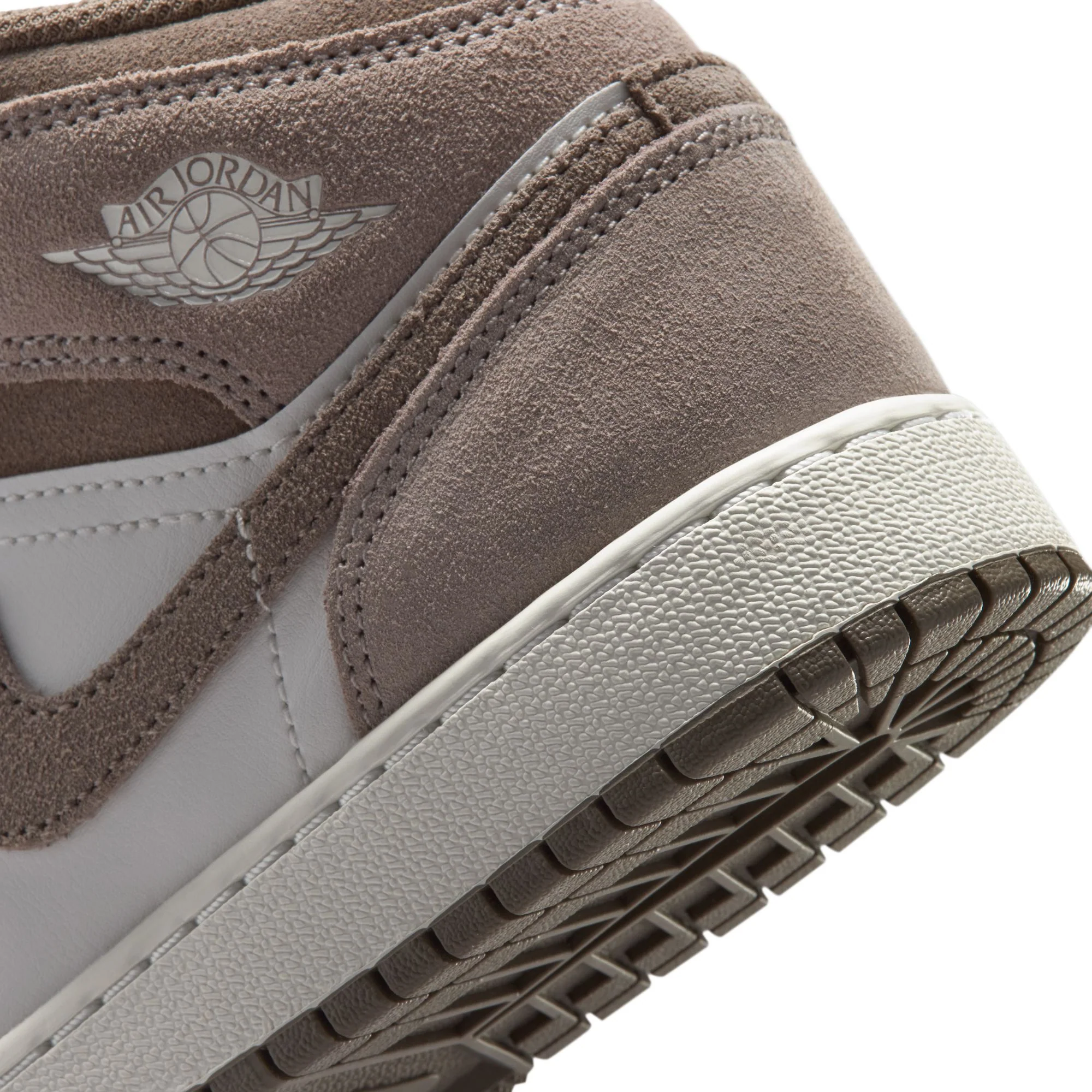 Y Air Jordan 1 Mid DQ8423-003 - Image 11