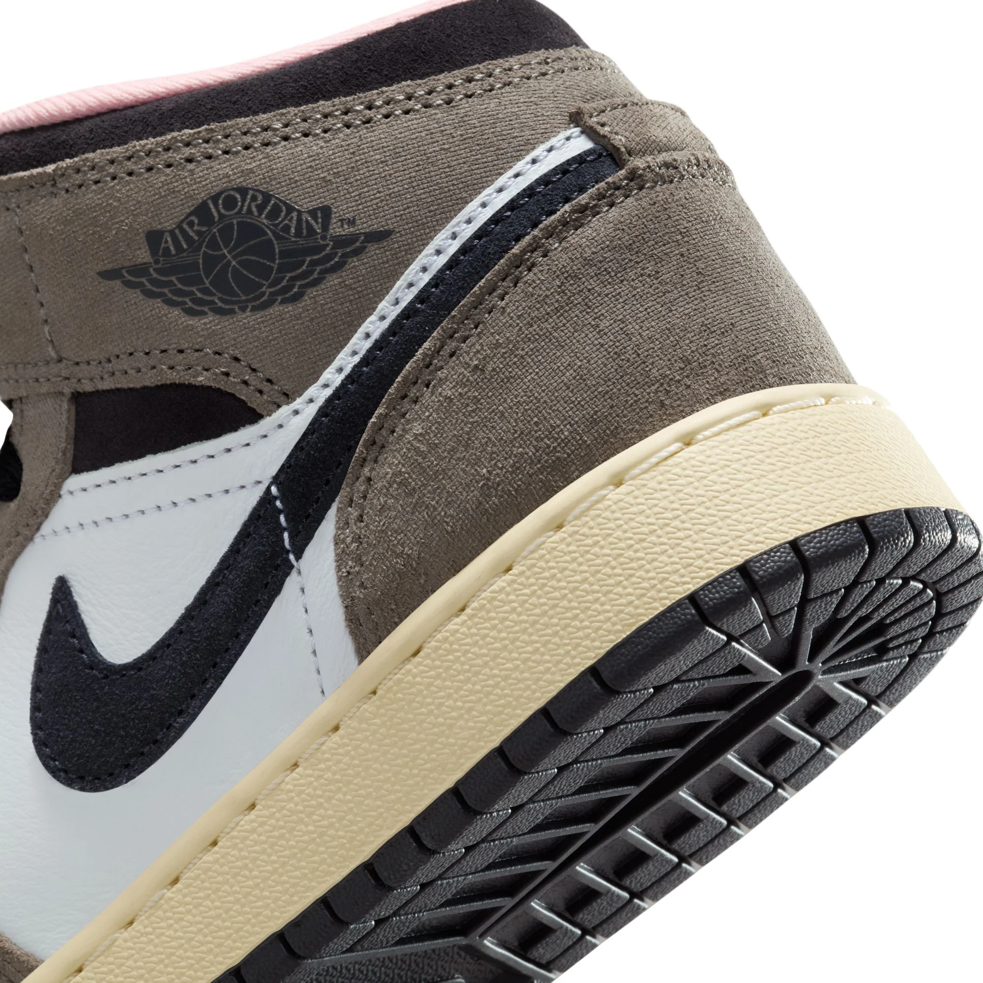 Y Air Jordan 1 Mid SE HQ2014-100 - Image 11