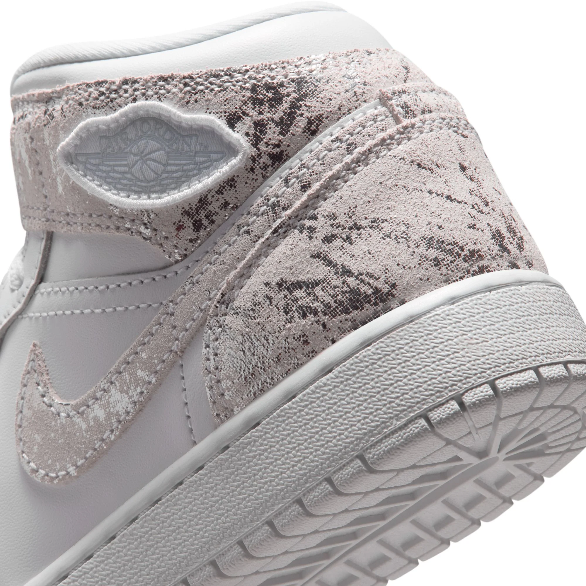 Y Air Jordan 1 Mid SE IR2320-100 - Image 10