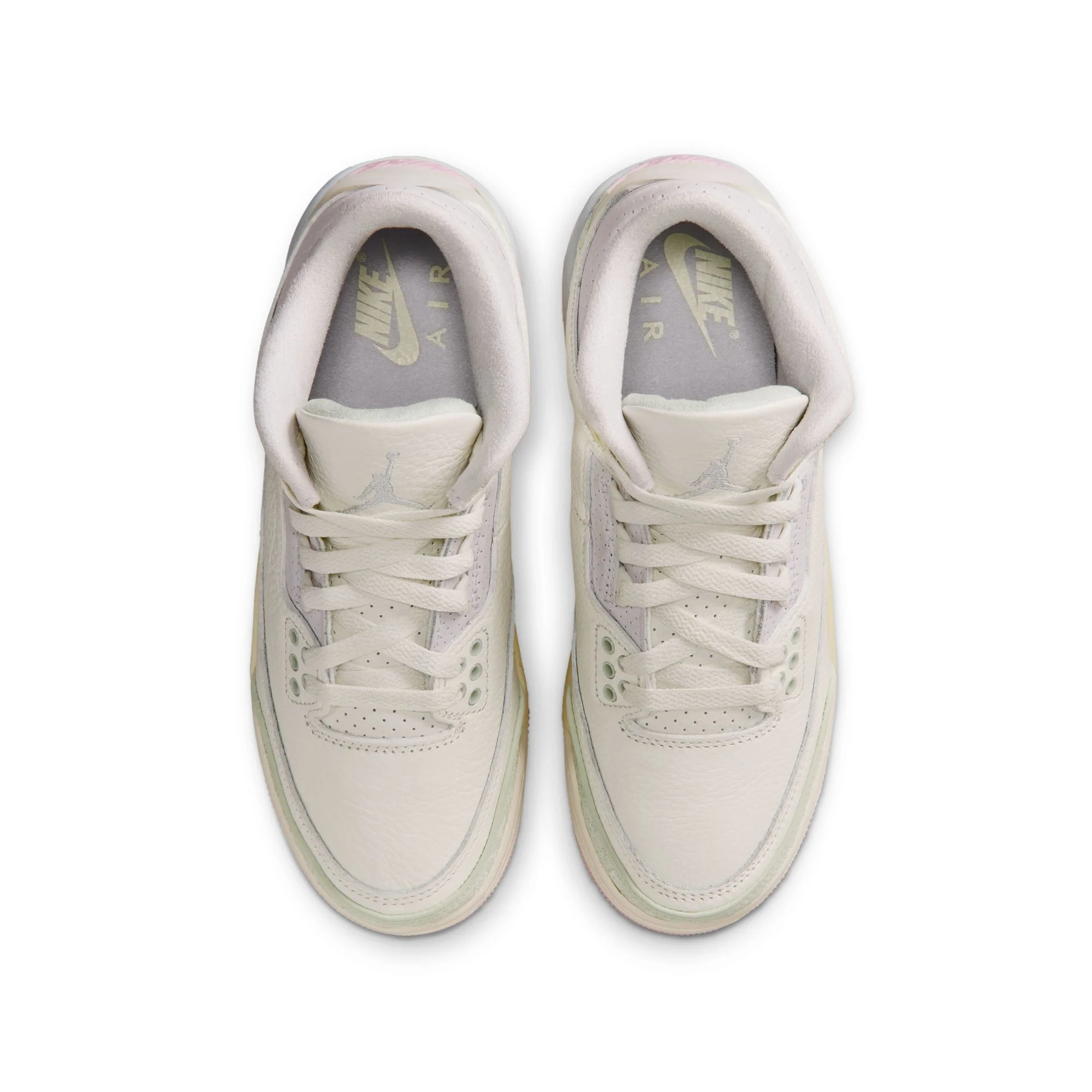 Y Air Jordan 3 Retro IF4758-100 - Image 5