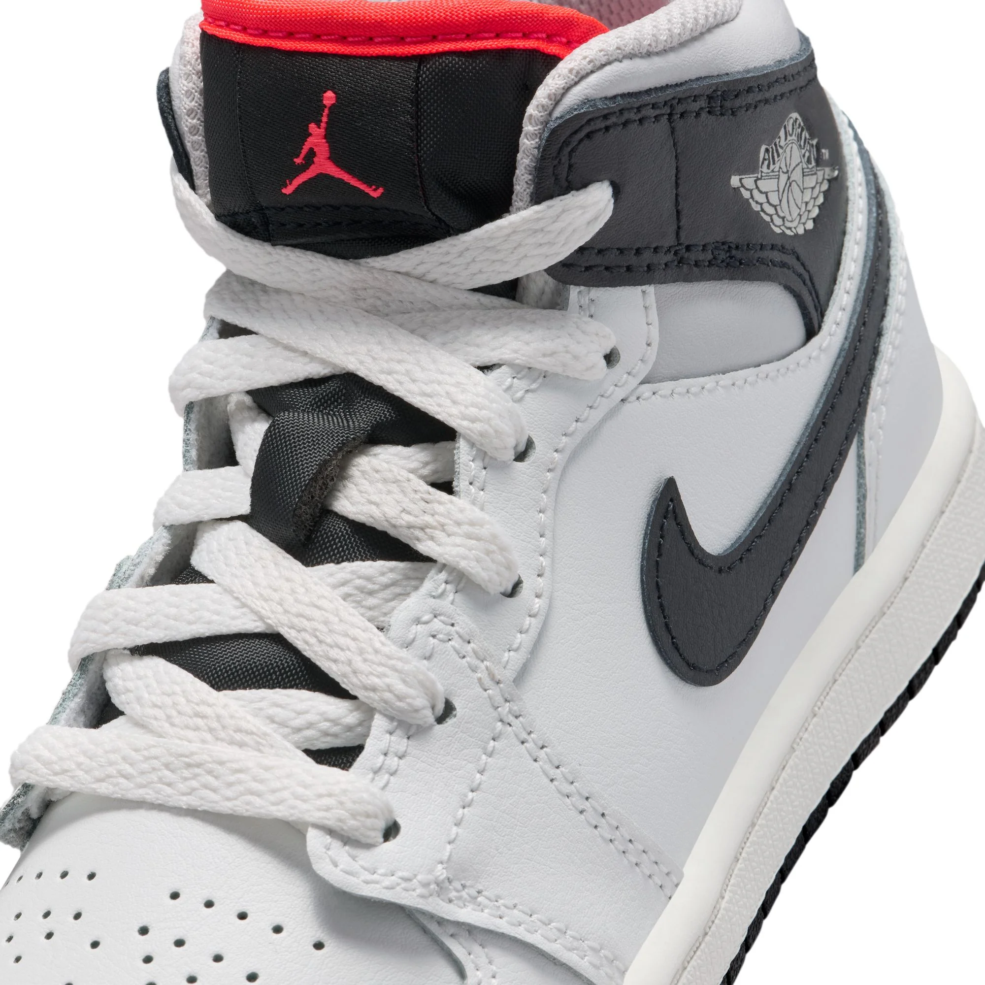 Y Jordan 1 Mid DQ8424-109 - Image 10