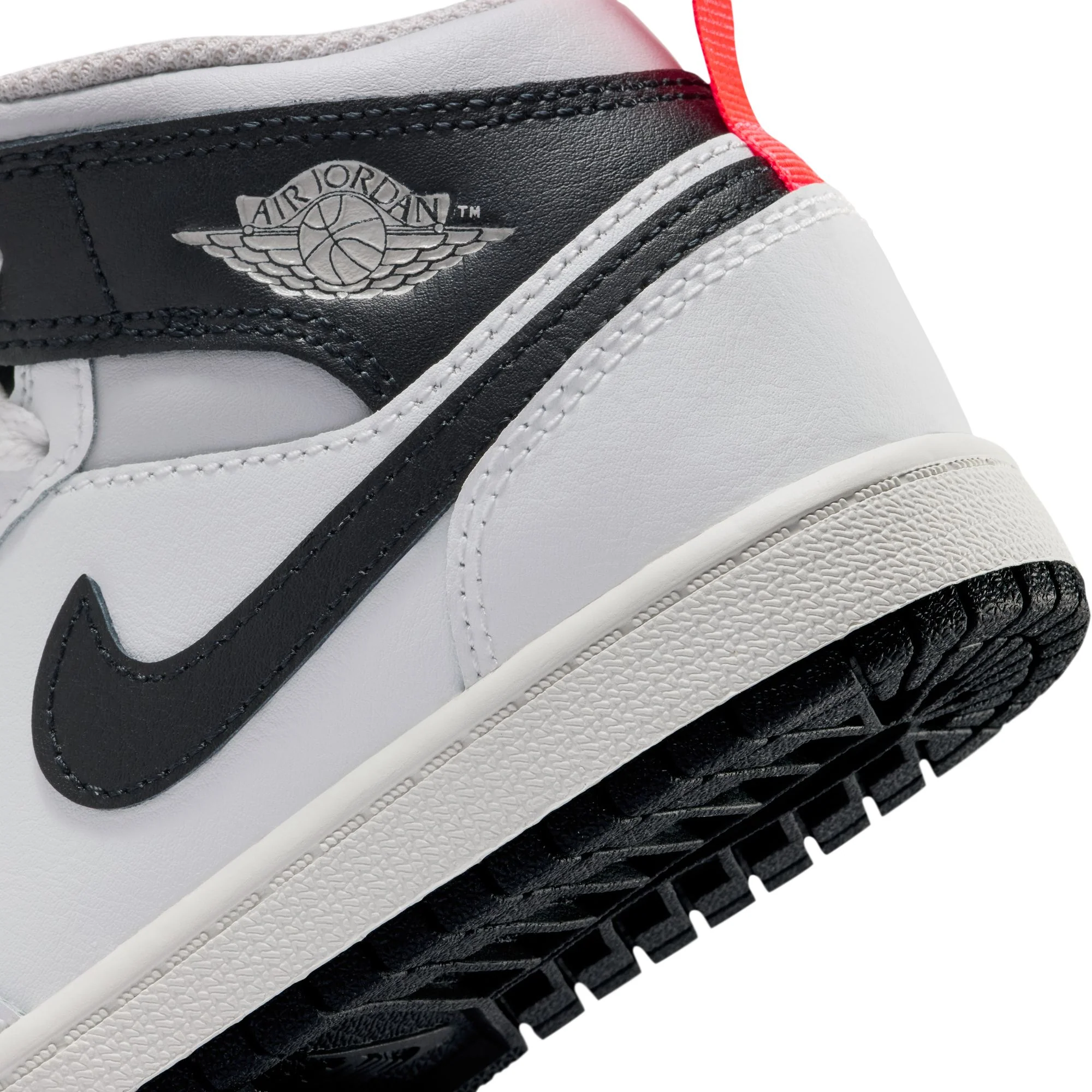 Y Jordan 1 Mid DQ8424-109 - Image 11