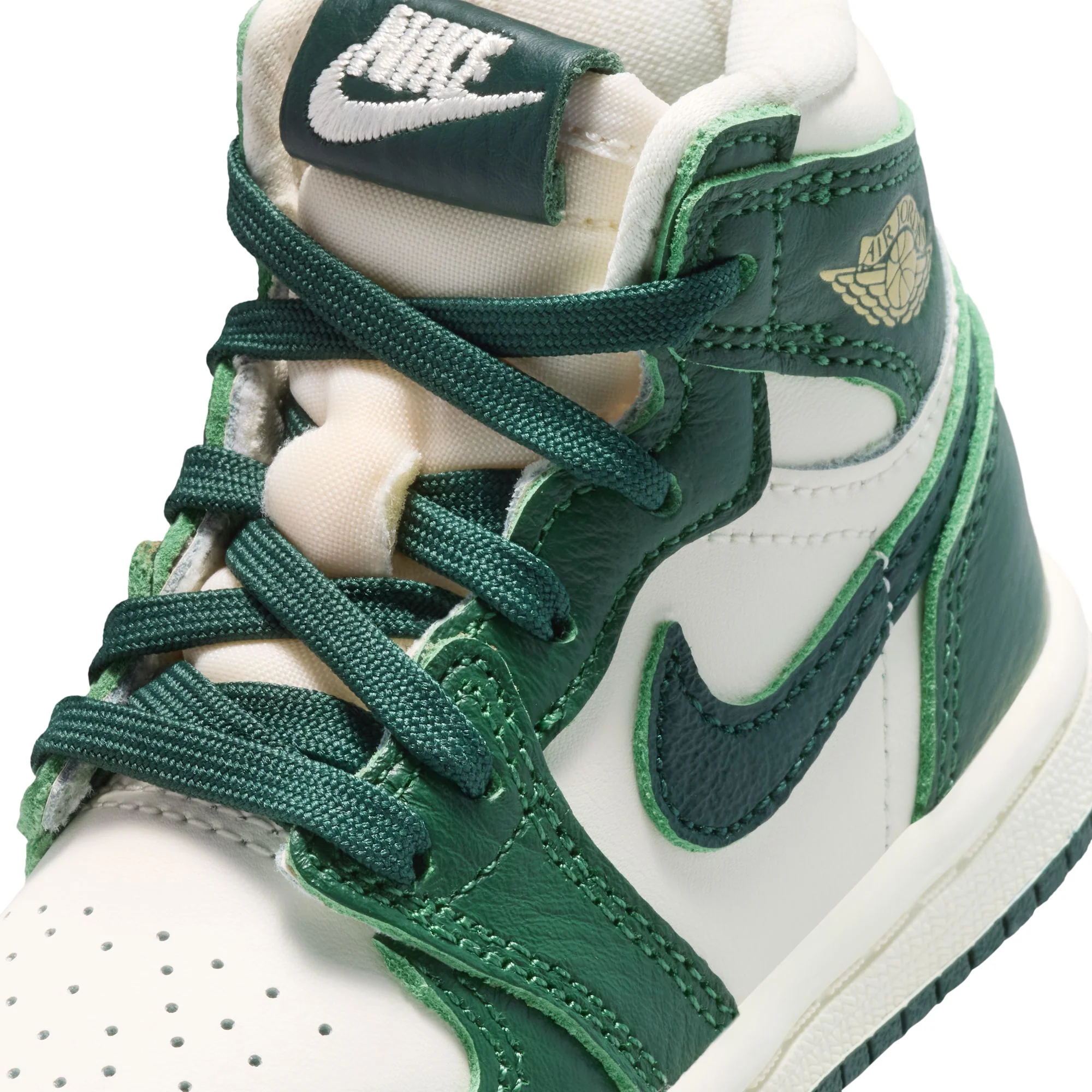 Y Jordan 1 Retro High OG FD2598-101 - Image 9