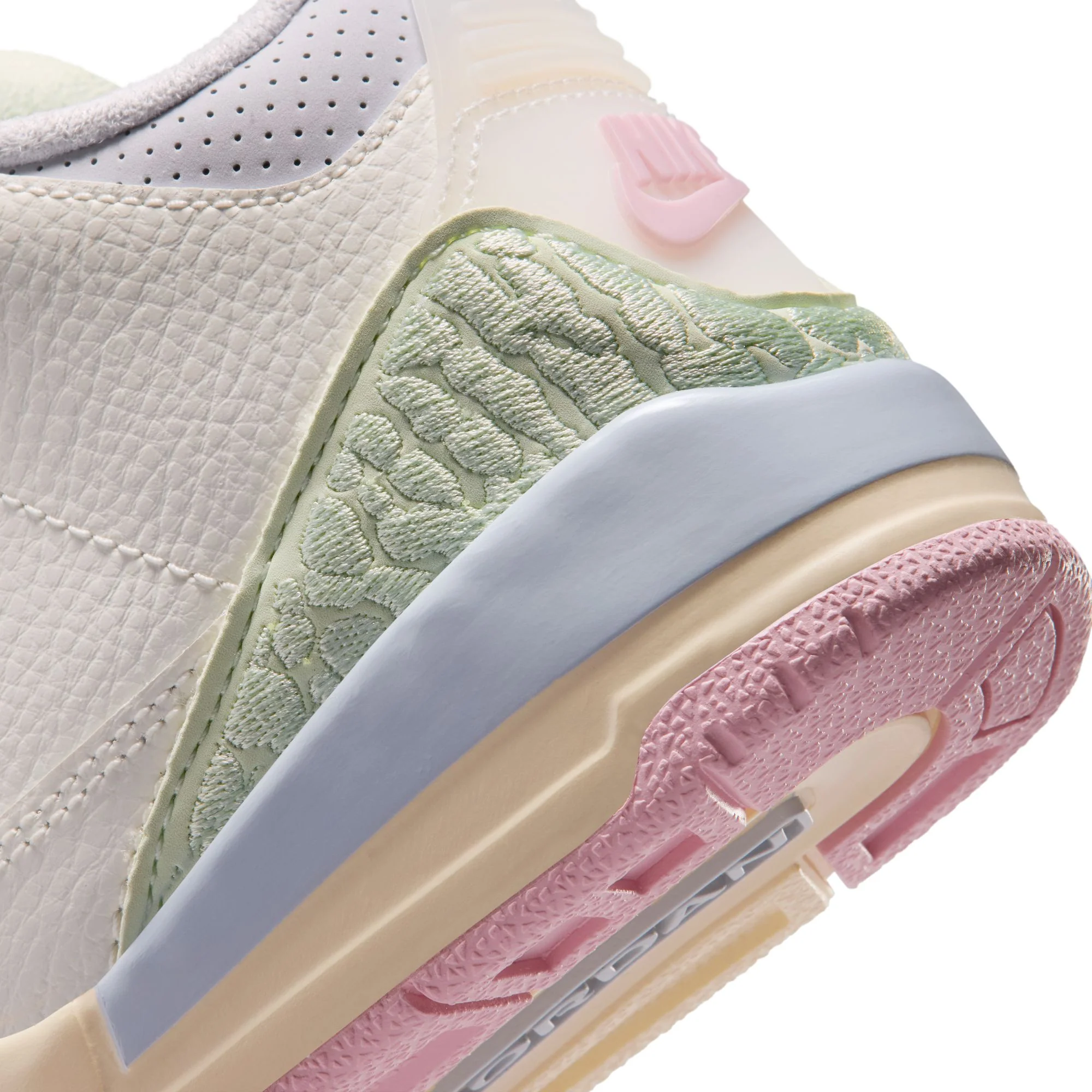 Y Jordan 3 Retro IF4757-100 - Image 10