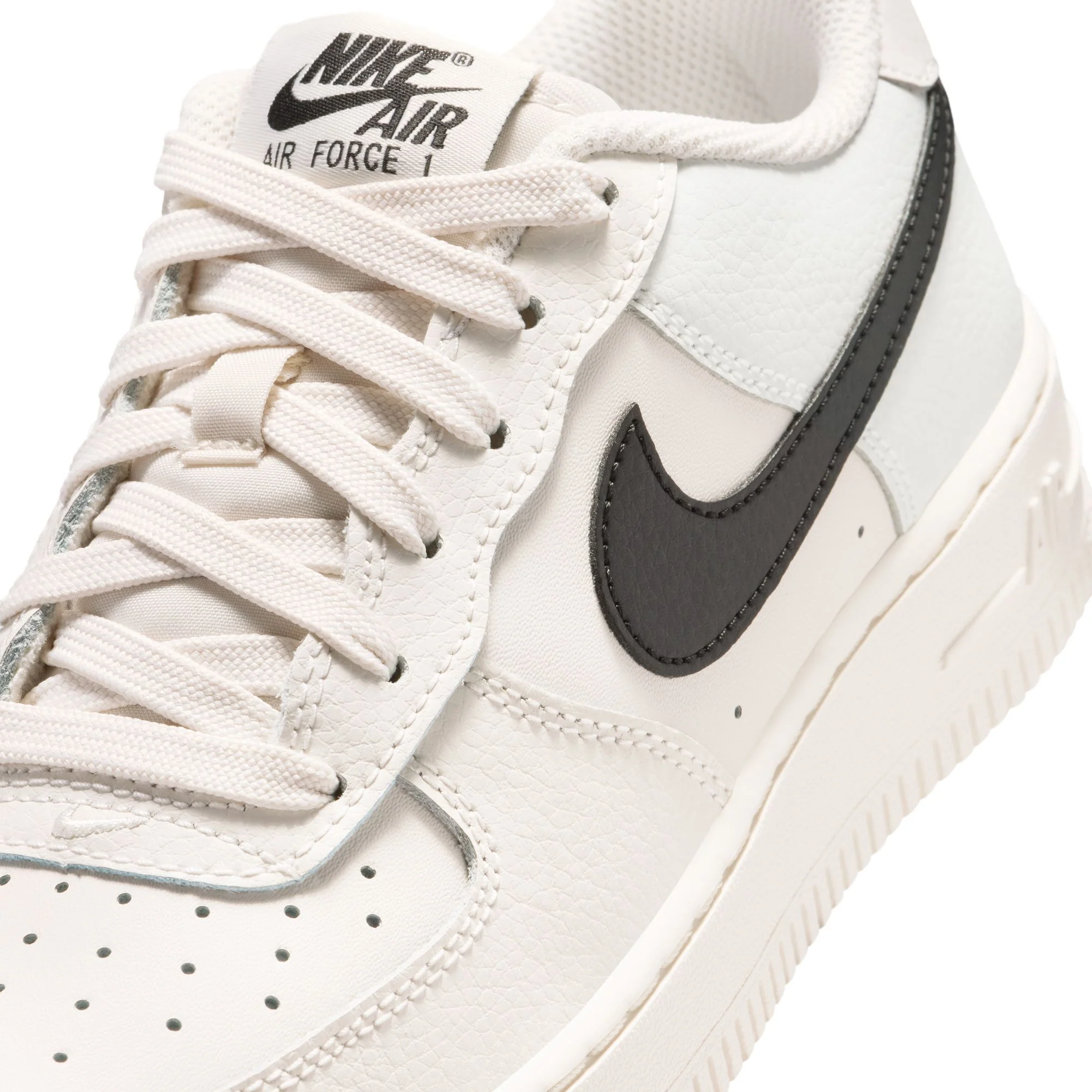Y Nike Air Force 1 Essential+ IO7958-001 - Image 10
