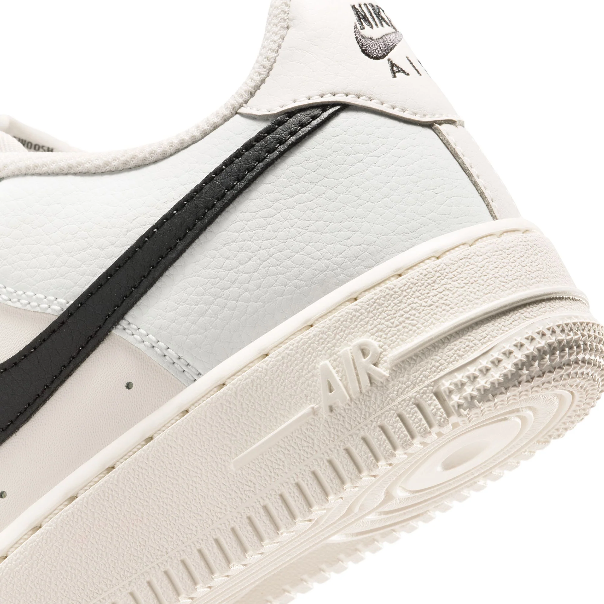 Y Nike Air Force 1 Essential+ IO7958-001 - Image 11