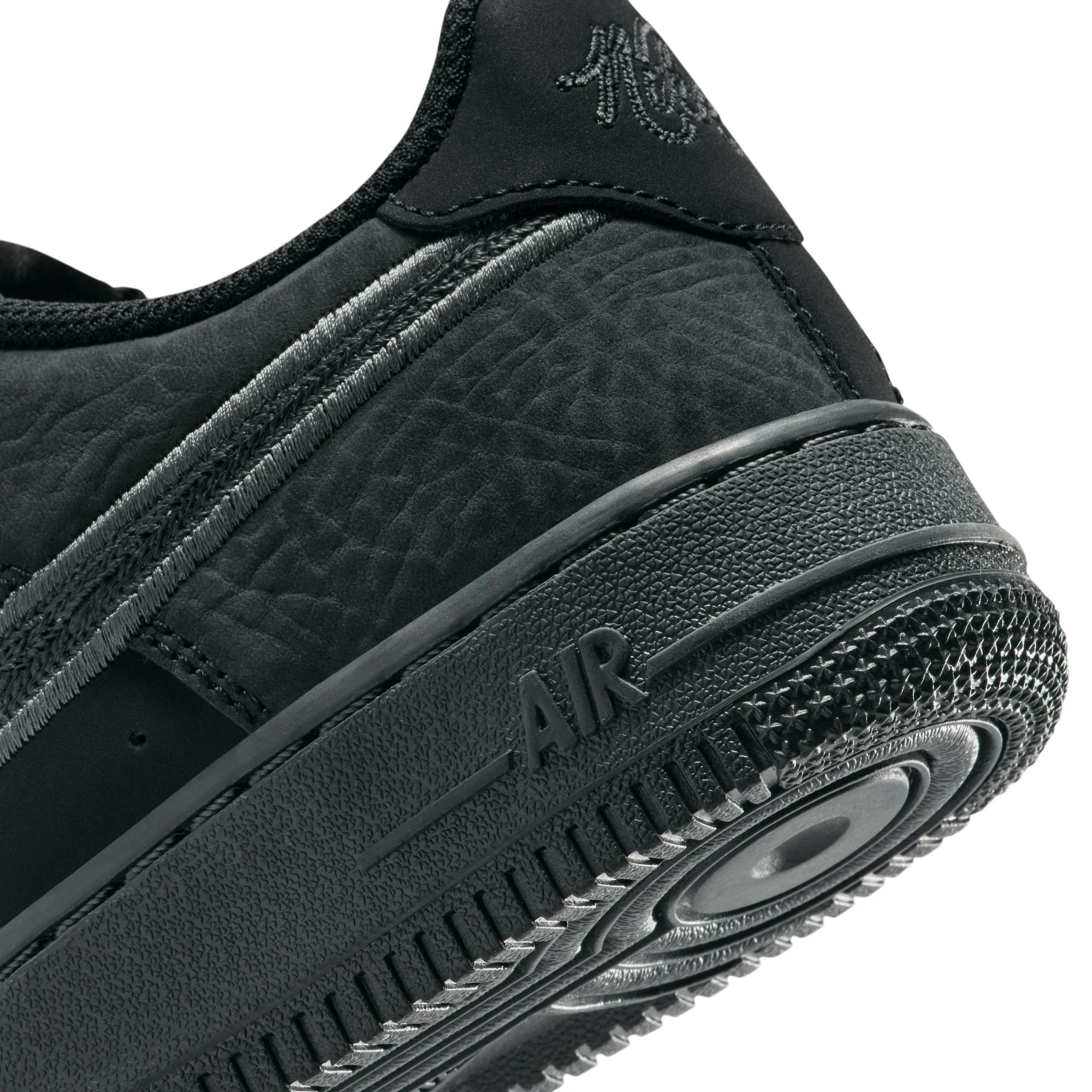 Y Nike Air Force 1 LV8 IM4401-002 - Image 11