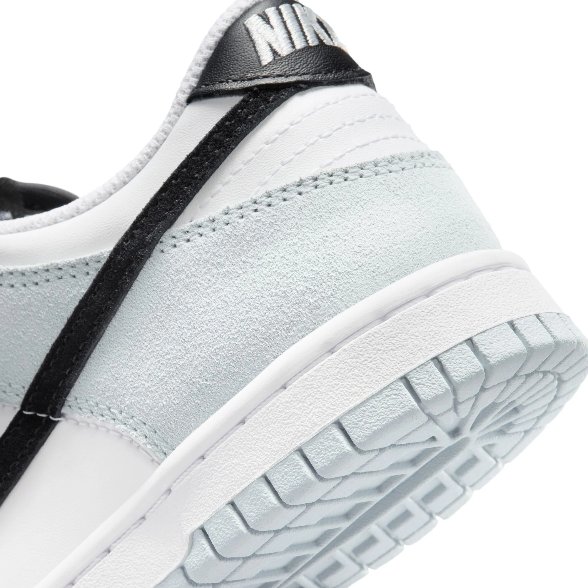 Y Nike Dunk Low Essential+ IQ2755-112 - Image 11