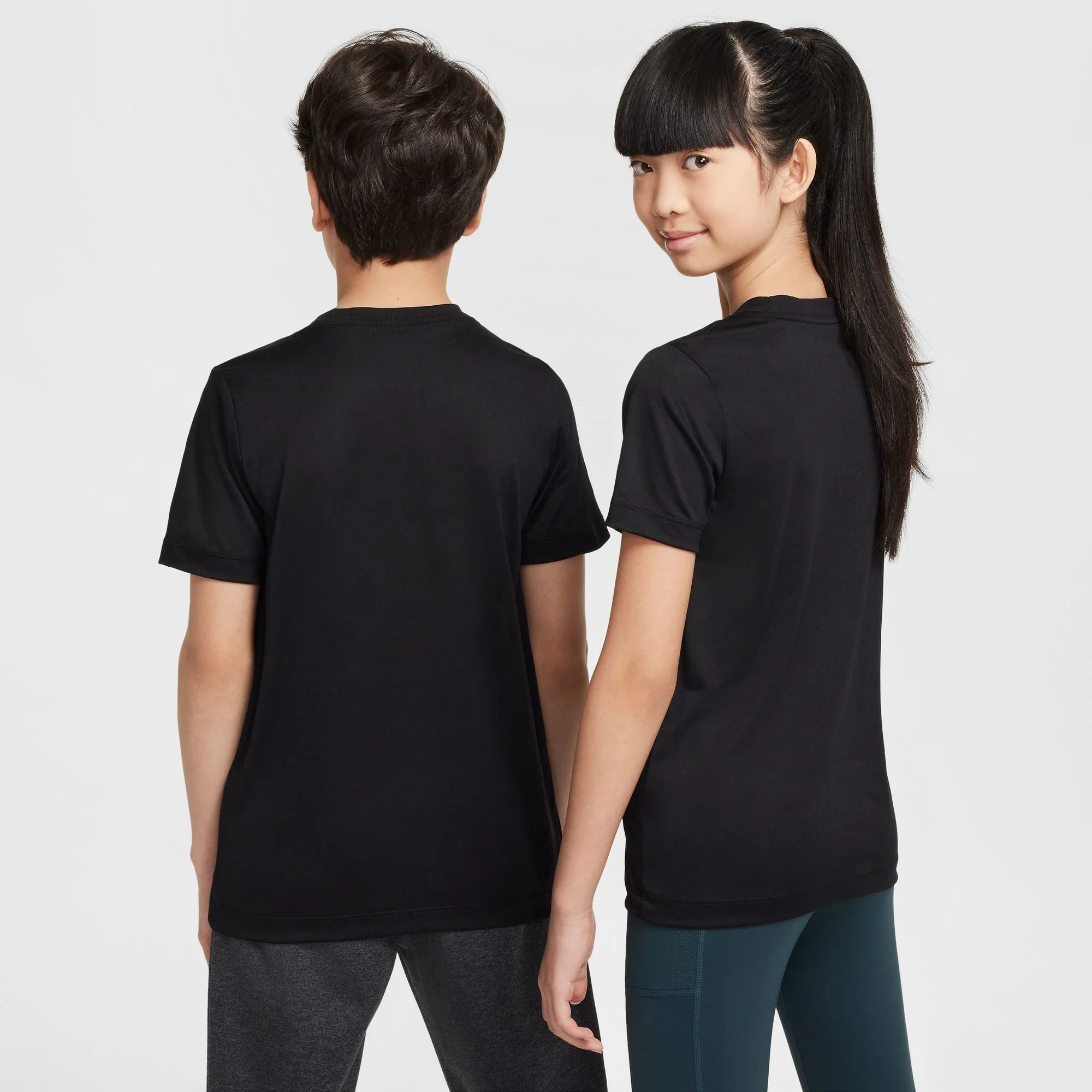 Y Nike Legend FZ5198-010 - Image 2