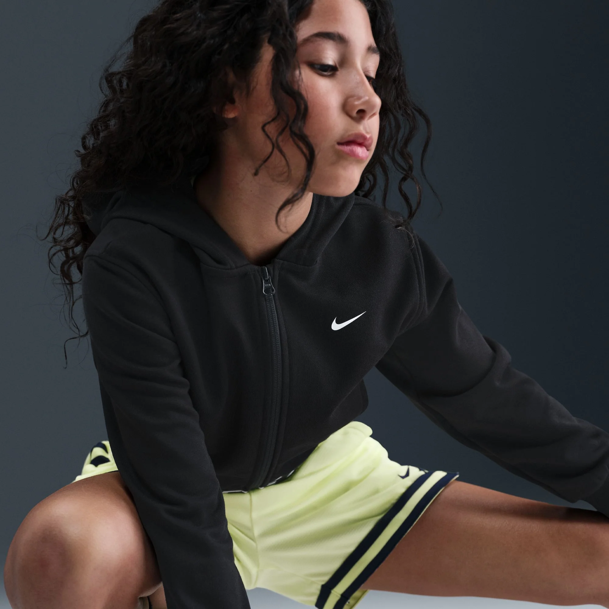 Y Nike Pro Fleece HQ9312-011 - Image 10