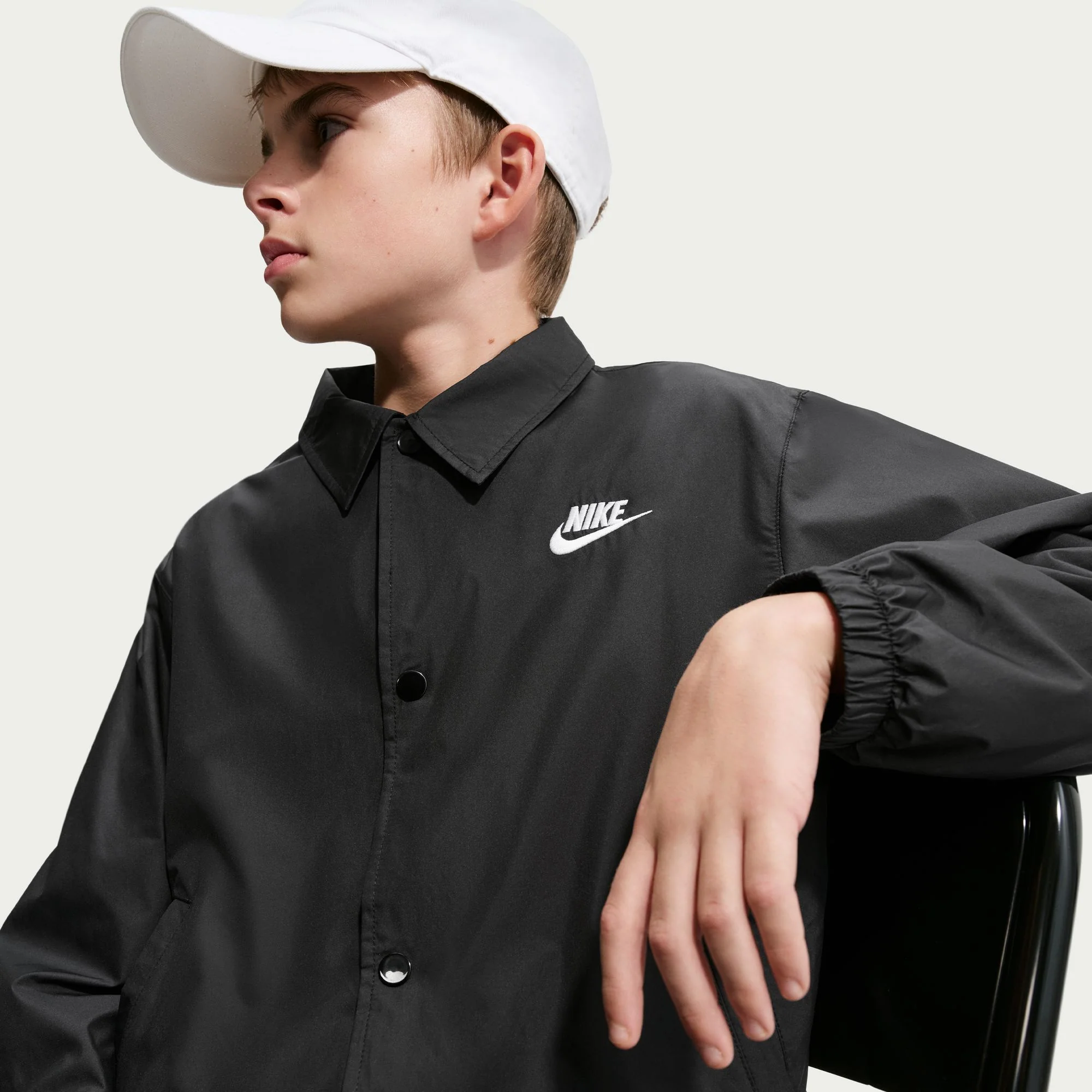 Y Nike Sportswear Club IF2822-010 - Image 6