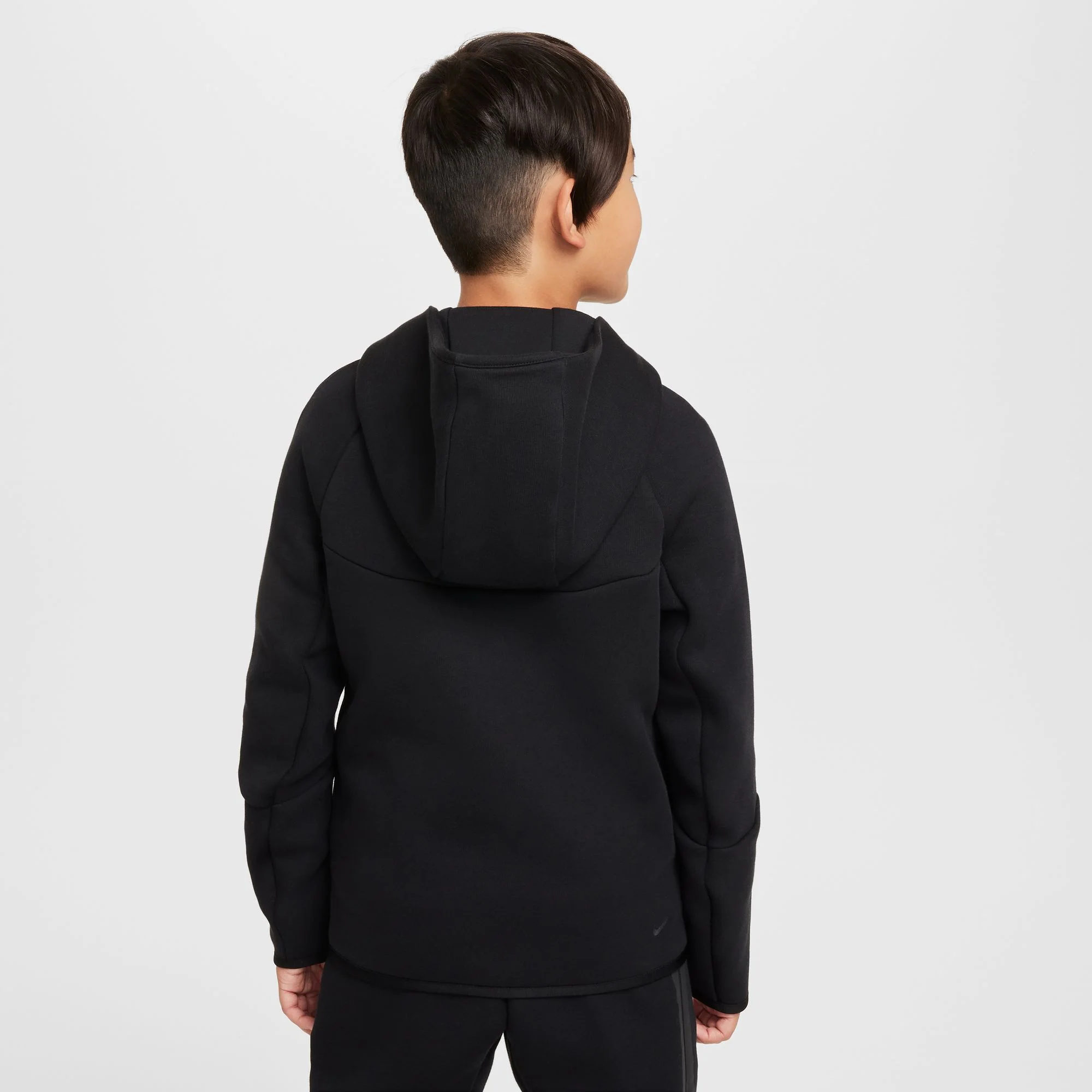 Y Nike Sportswear Tech Fleece HV5867-010 - Image 2
