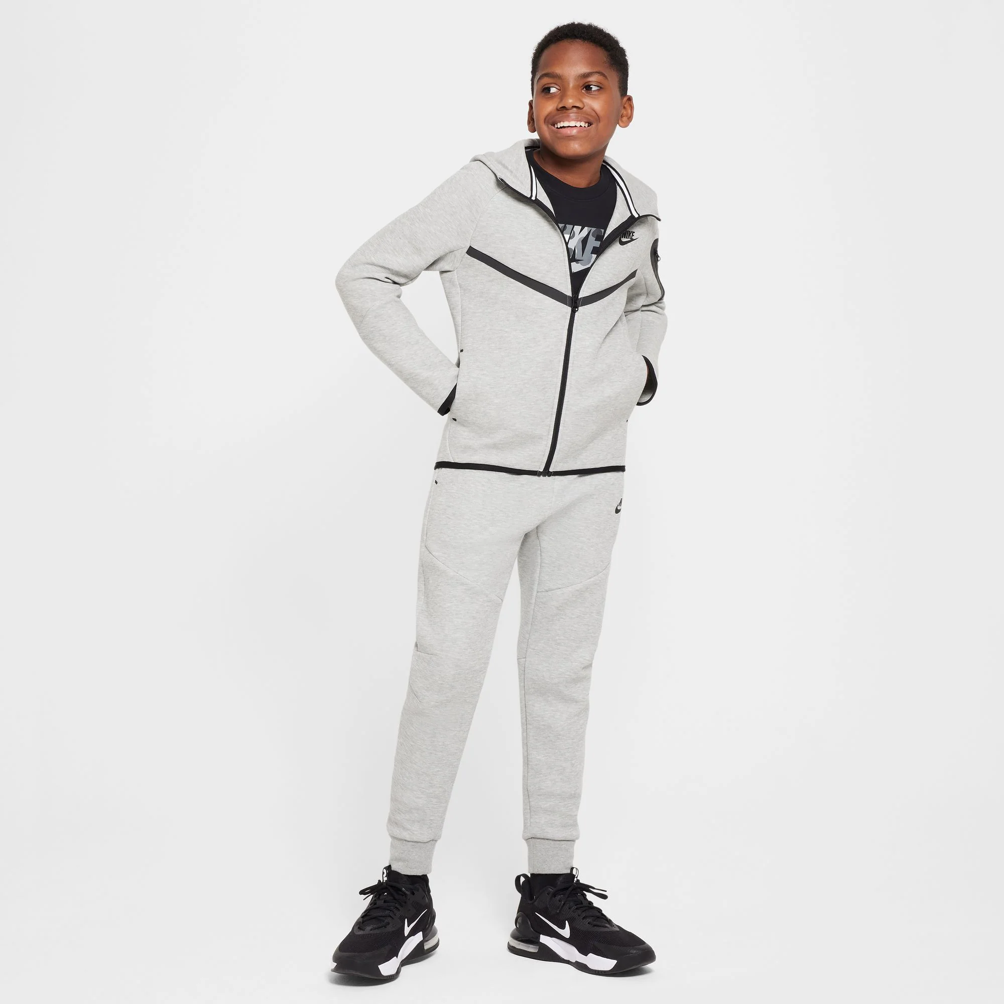 Y Nike Sportswear Tech Fleece HV5867-063 - Image 8