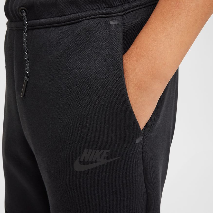 Y Nike Sportswear Tech Fleece HV5869-010 - Image 3
