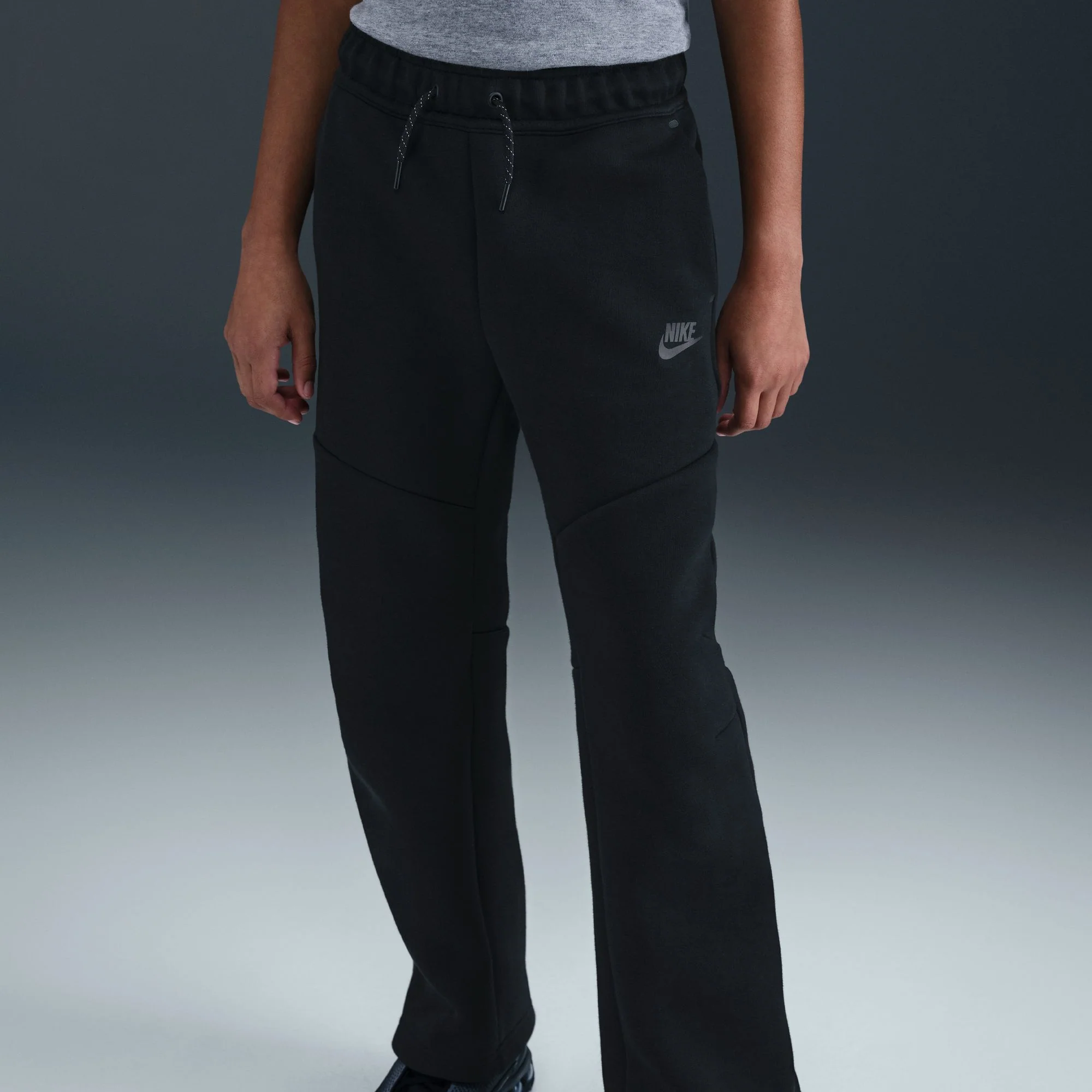 Y Nike Sportswear Tech Fleece IM0494-010 - Image 12